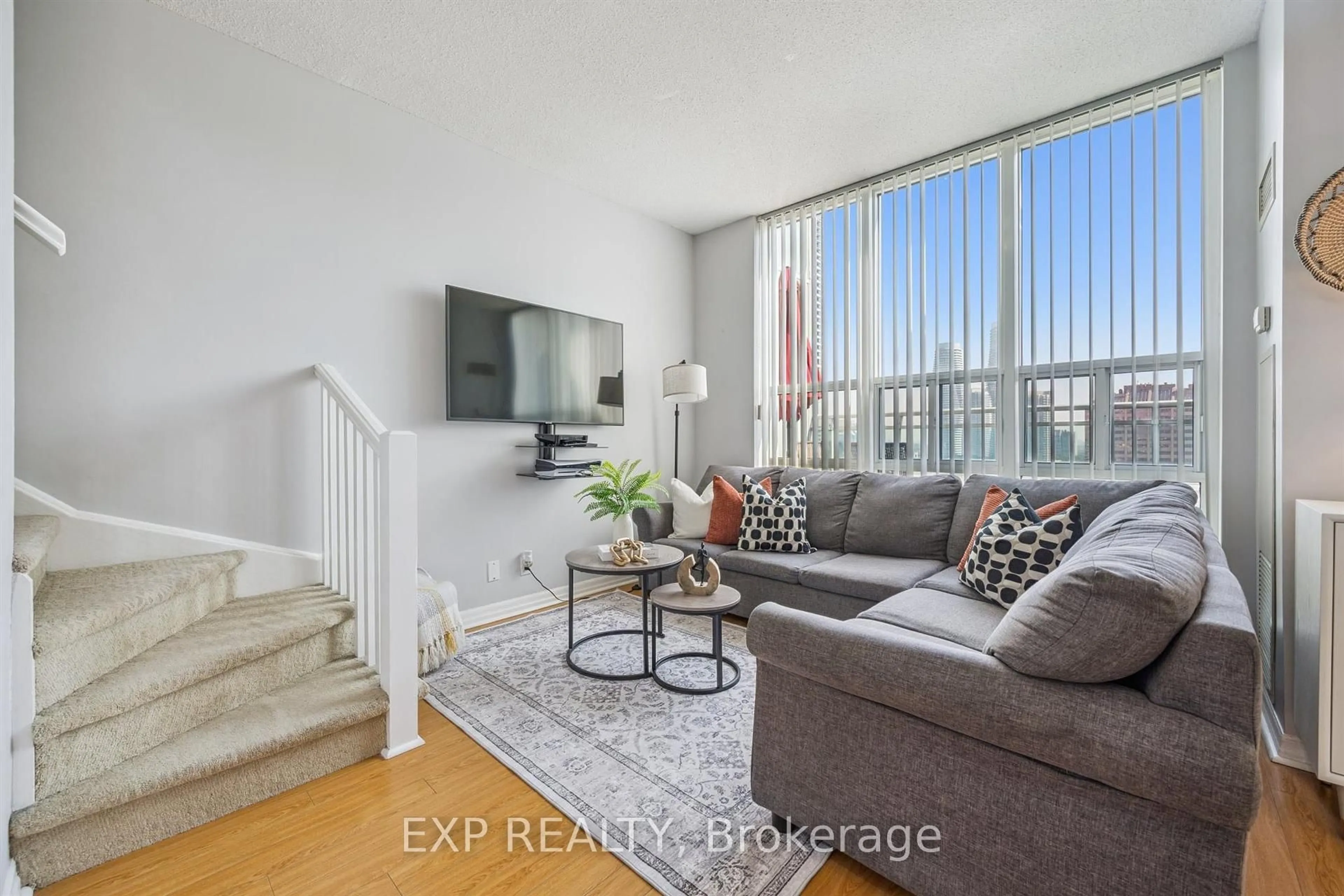 Living room with furniture, unknown for 220 Burnhamthorpe Rd #905, Mississauga Ontario L5B 4N4