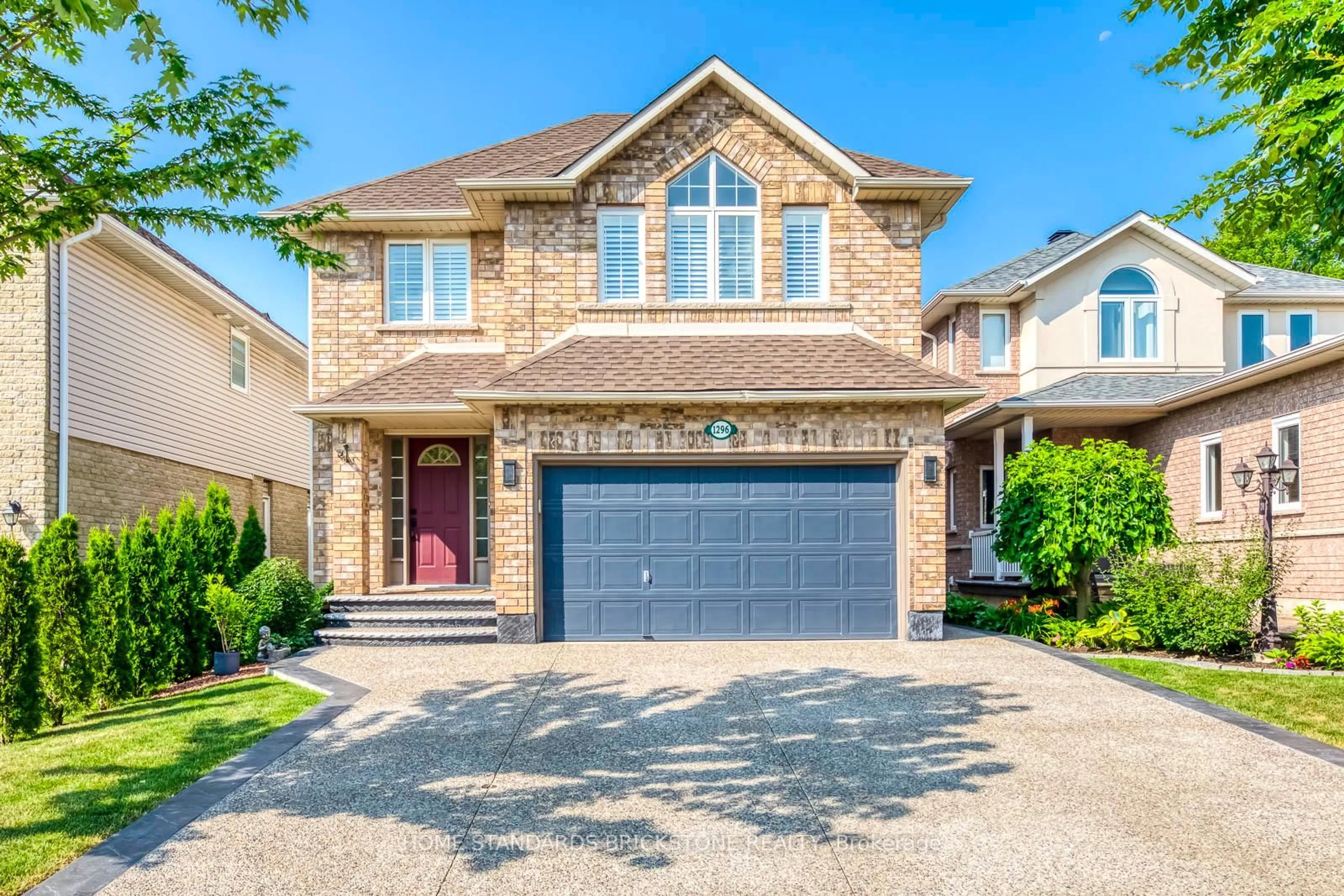 Home with brick exterior material, street for 1296 Inglehart Dr, Burlington Ontario L7M 4Z4