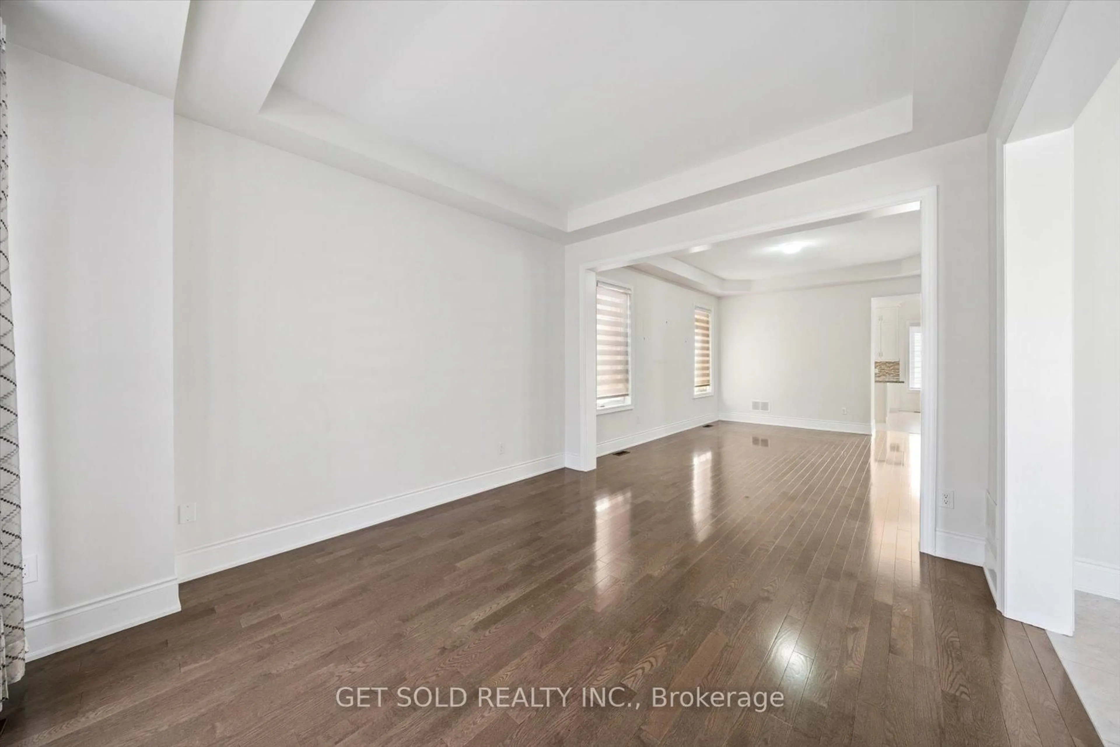 A pic of a room for 6 Bedouin Cres, Brampton Ontario L6P 4H3
