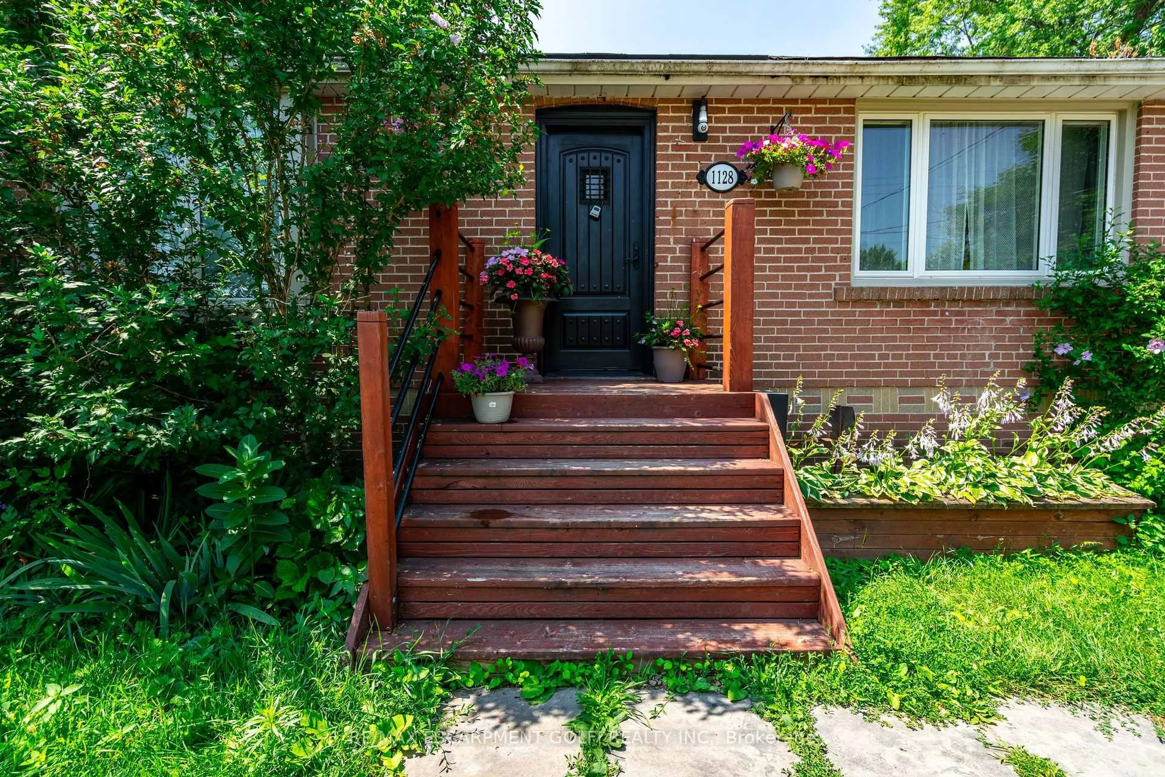 Unknown for 1128 Homewood Dr, Burlington Ontario L7P 2M2