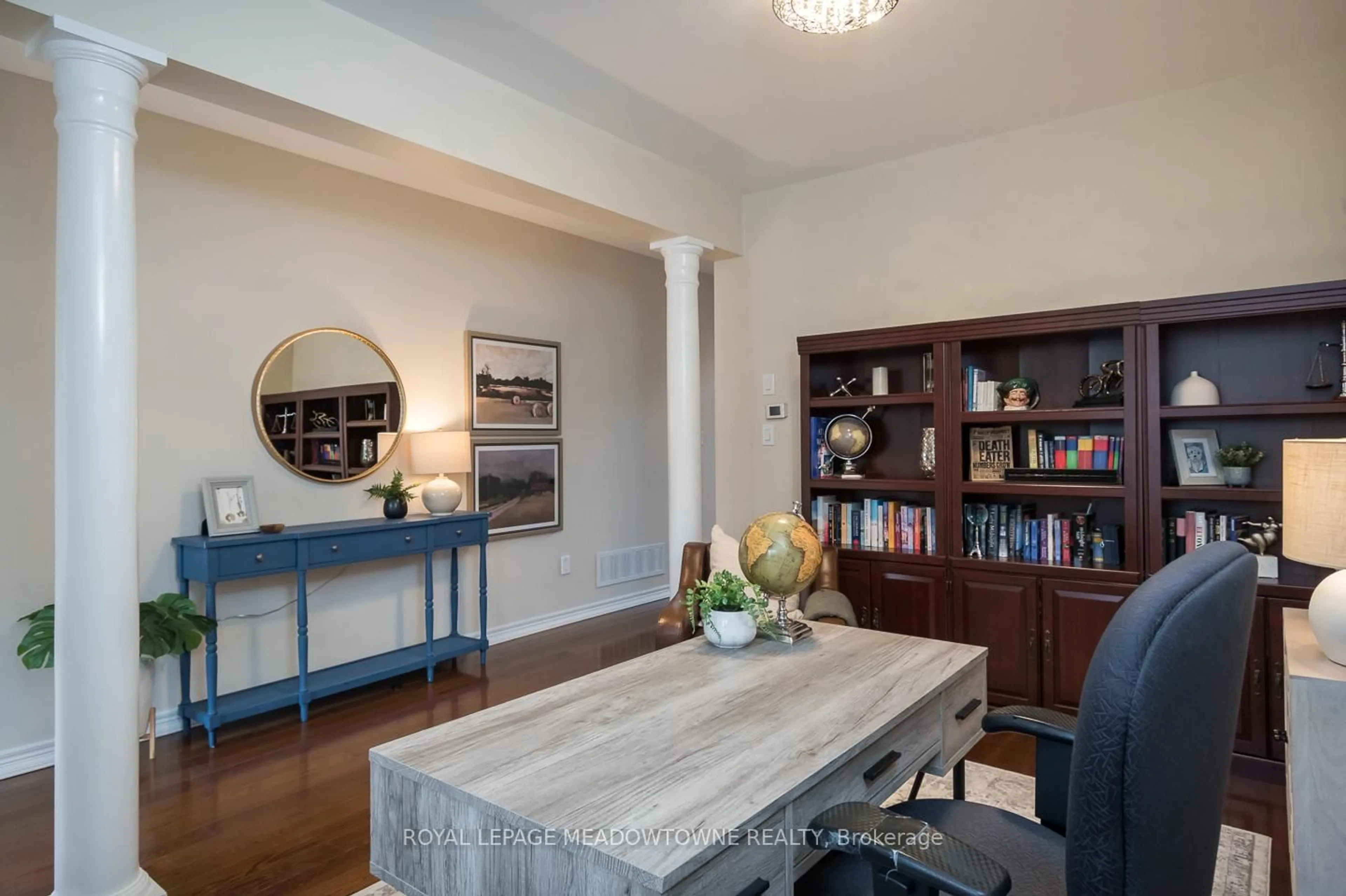 Dining room, wood/laminate floor for 476 Laundon Terr, Milton Ontario L9T 7X9