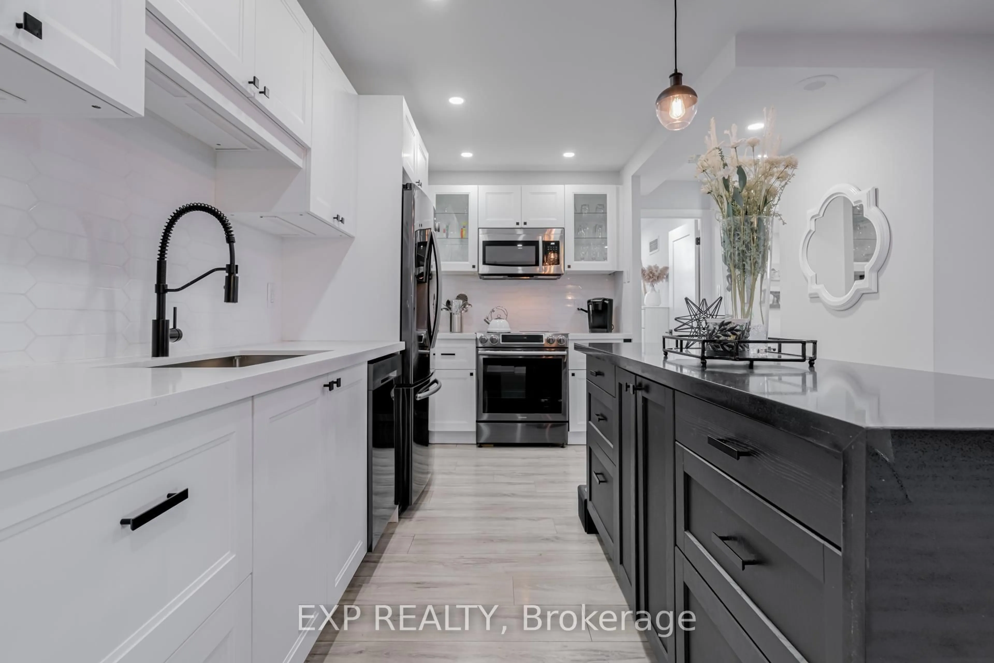 Open concept kitchen, ceramic/tile floor for 299 Mill Rd #1503, Toronto Ontario M9C 4V9