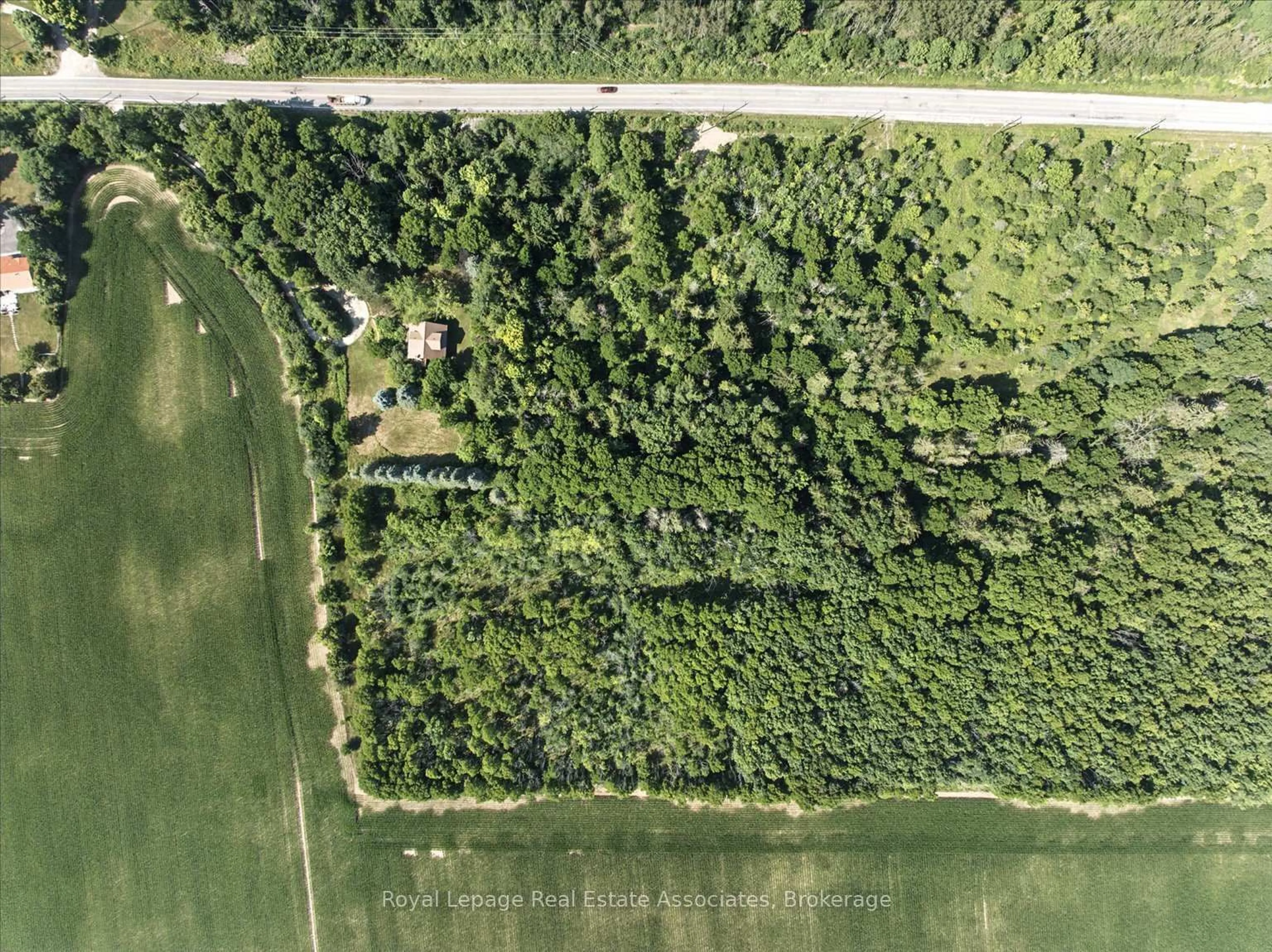 A pic from outside/outdoor area/front of a property/back of a property/a pic from drone, forest/trees view for 10475 Winston Churchill Blvd #10475 & 10475A, Brampton Ontario L7A 0A4