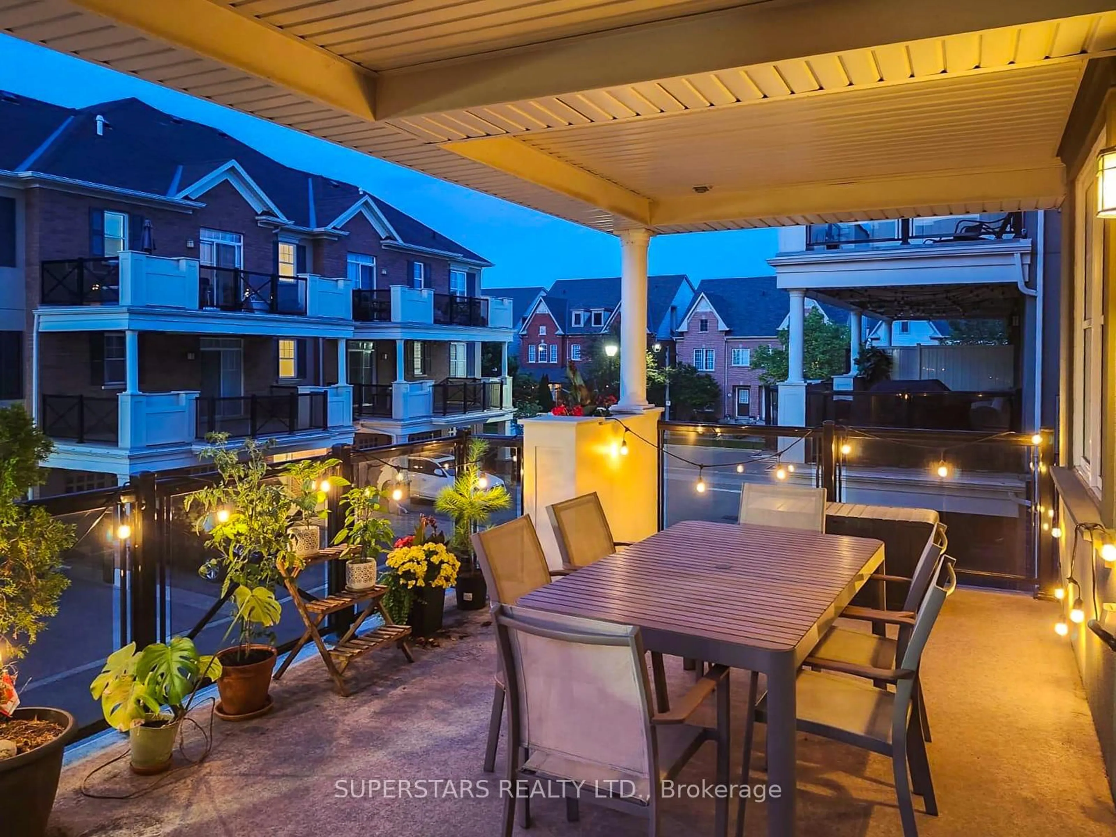 Patio, street for 2333 Sawgrass Dr #201, Oakville Ontario L6H 0L2