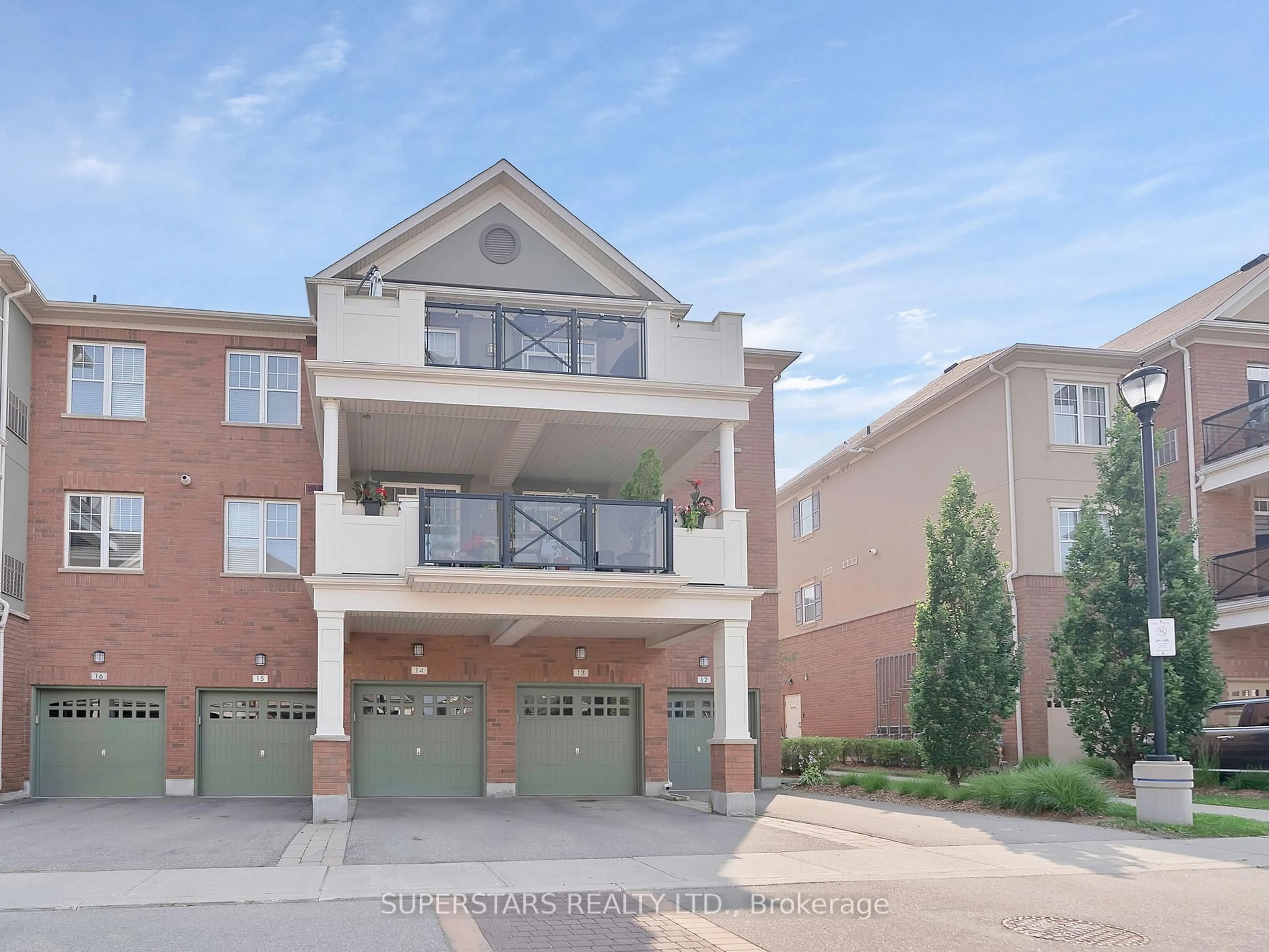 Home with brick exterior material, street for 2333 Sawgrass Dr #201, Oakville Ontario L6H 0L2