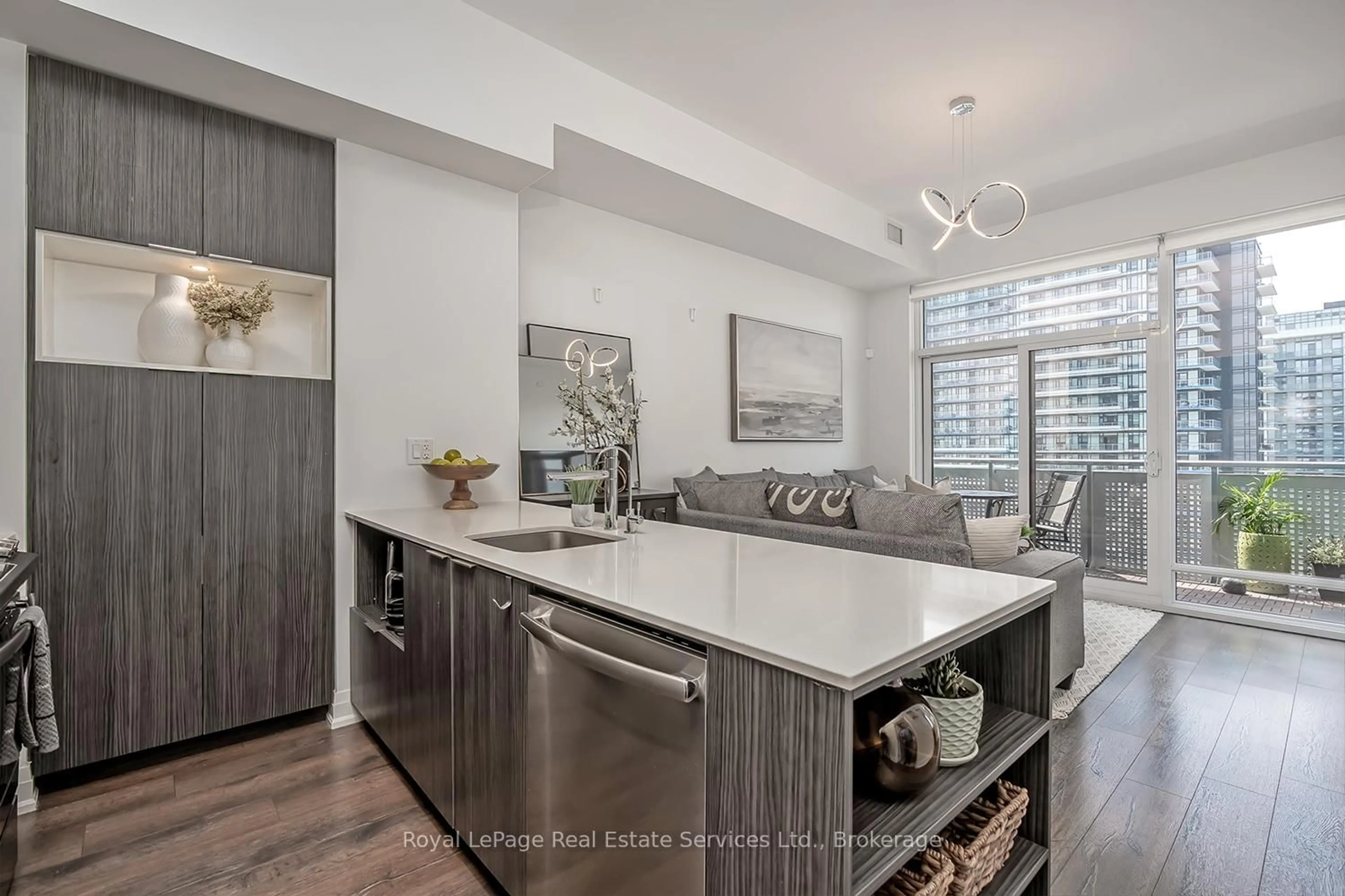 Unknown for 2520 Eglinton Ave #1403, Mississauga Ontario L5M 0Y4