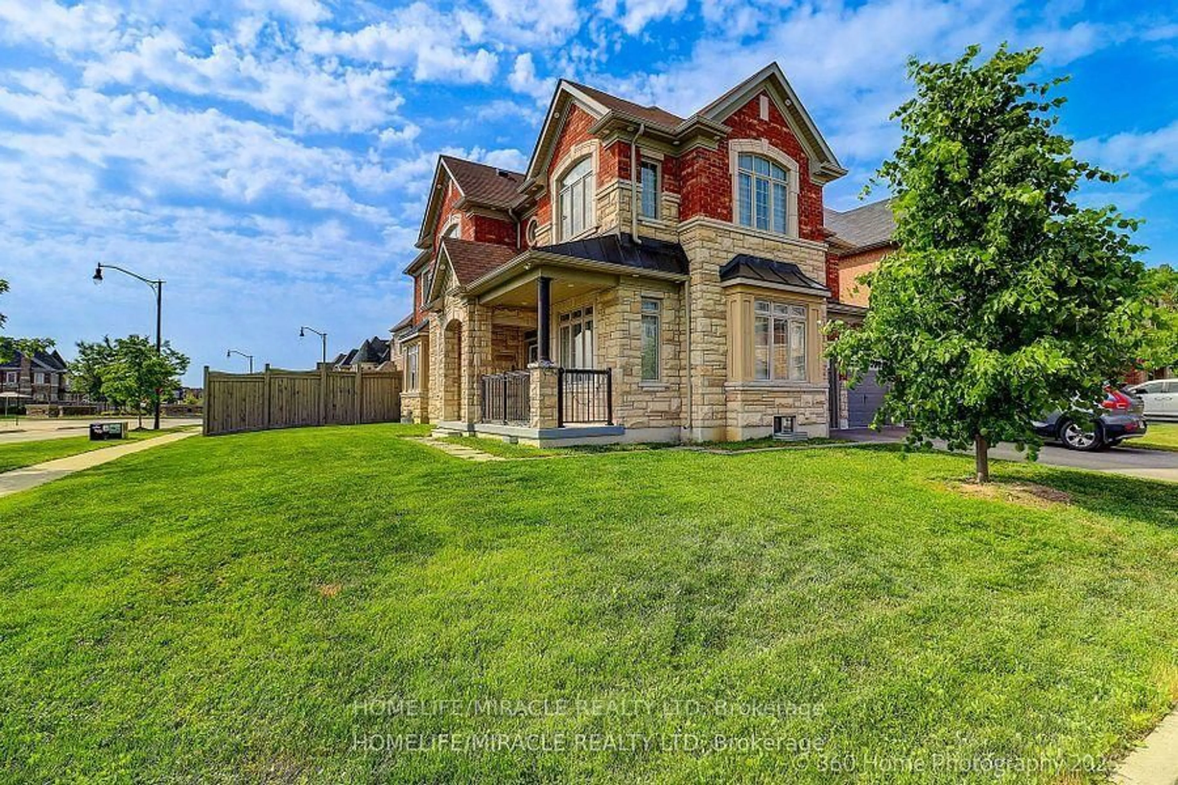 Home with brick exterior material, building for 84 John Carroll Dr, Brampton Ontario L6P 4J3
