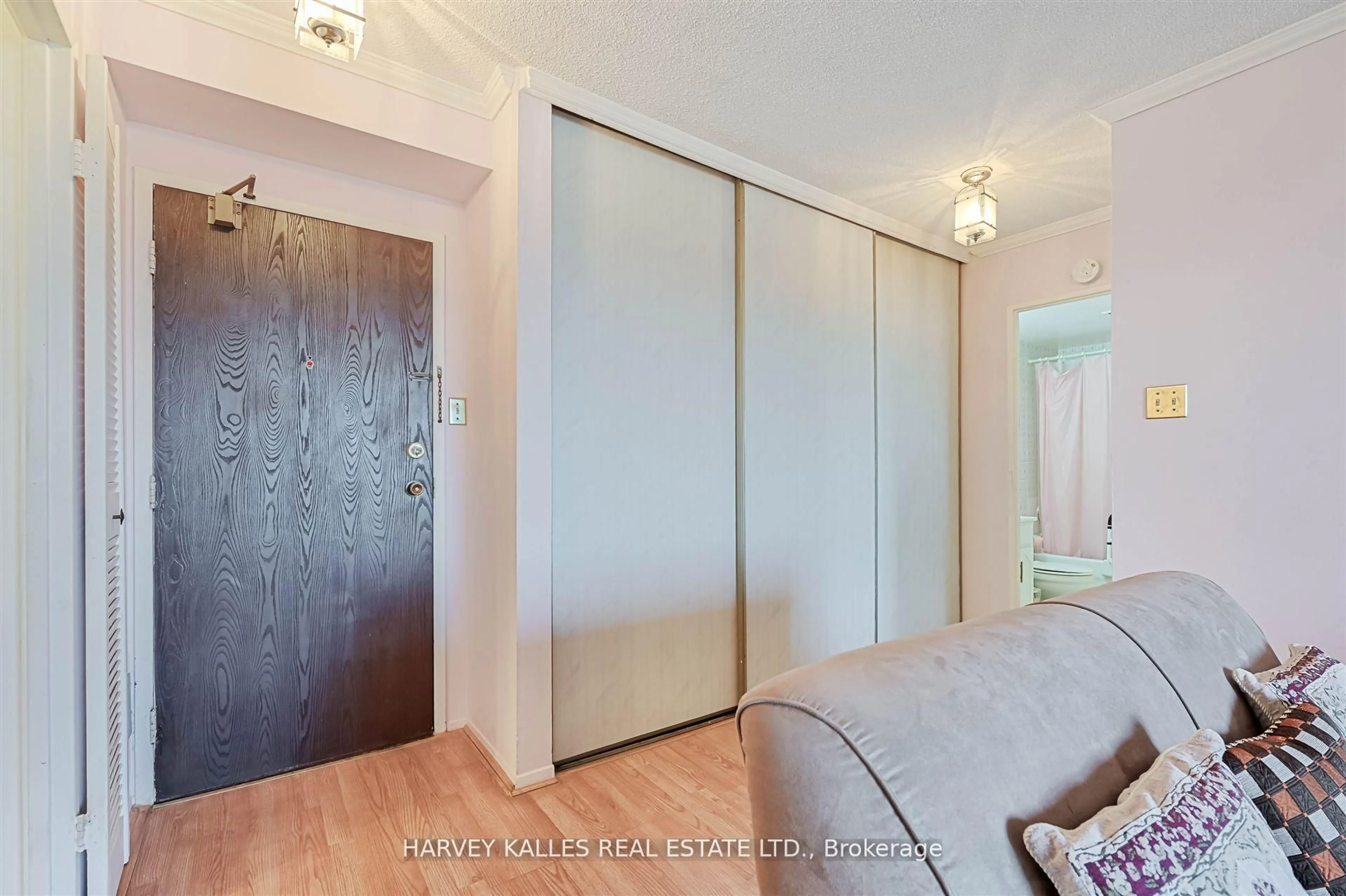 Unknown for 2929 Aquitaine Ave #916, Mississauga Ontario L5N 2C7
