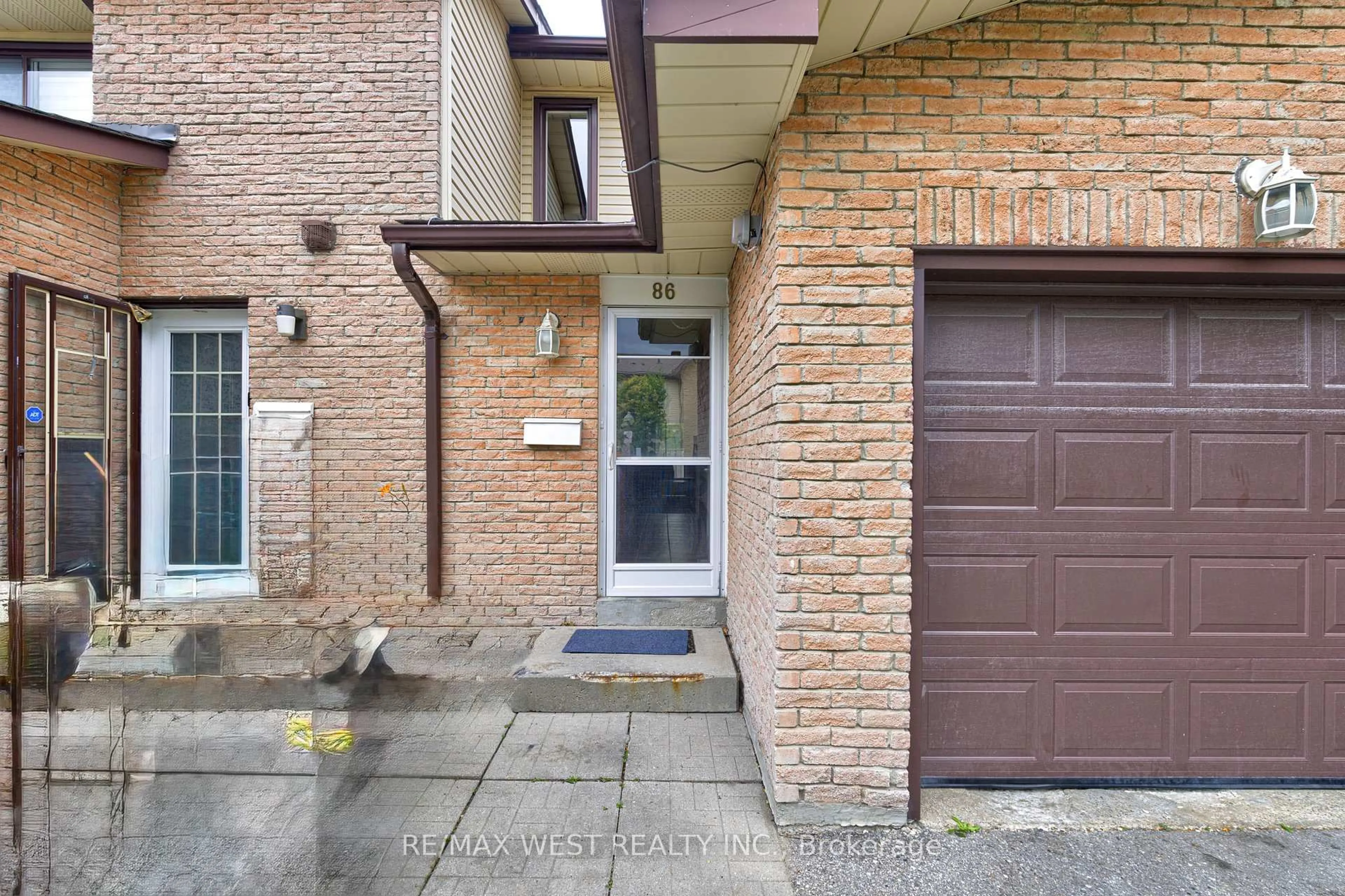 Unknown for 86 Collins Cres, Brampton Ontario L6V 3N1