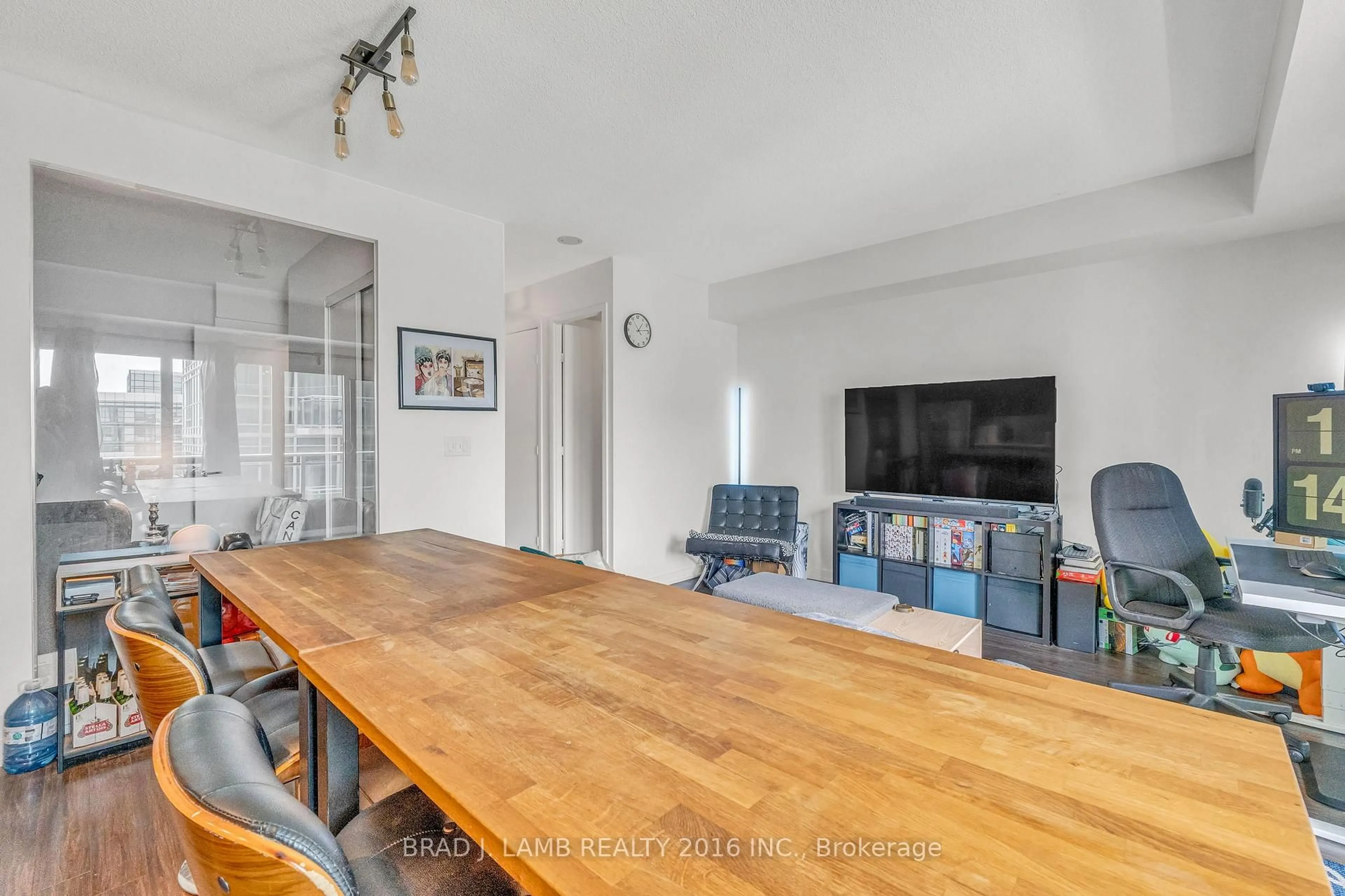 Unknown for 165 Legion Rd #1031, Toronto Ontario M8Y 0A1