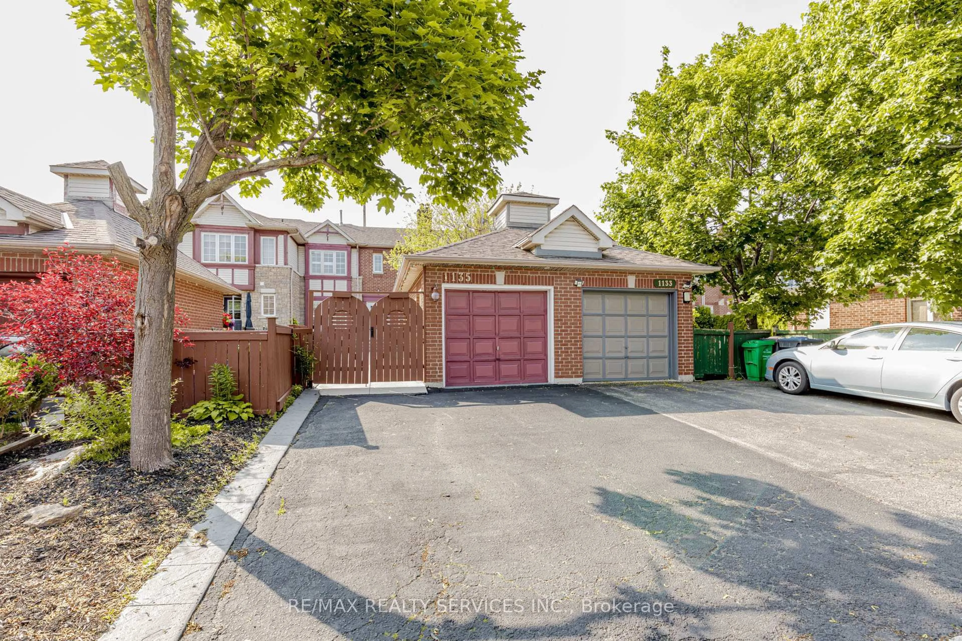 Home with brick exterior material, street for 1135 Bellarosa Lane, Mississauga Ontario L5V 1L3