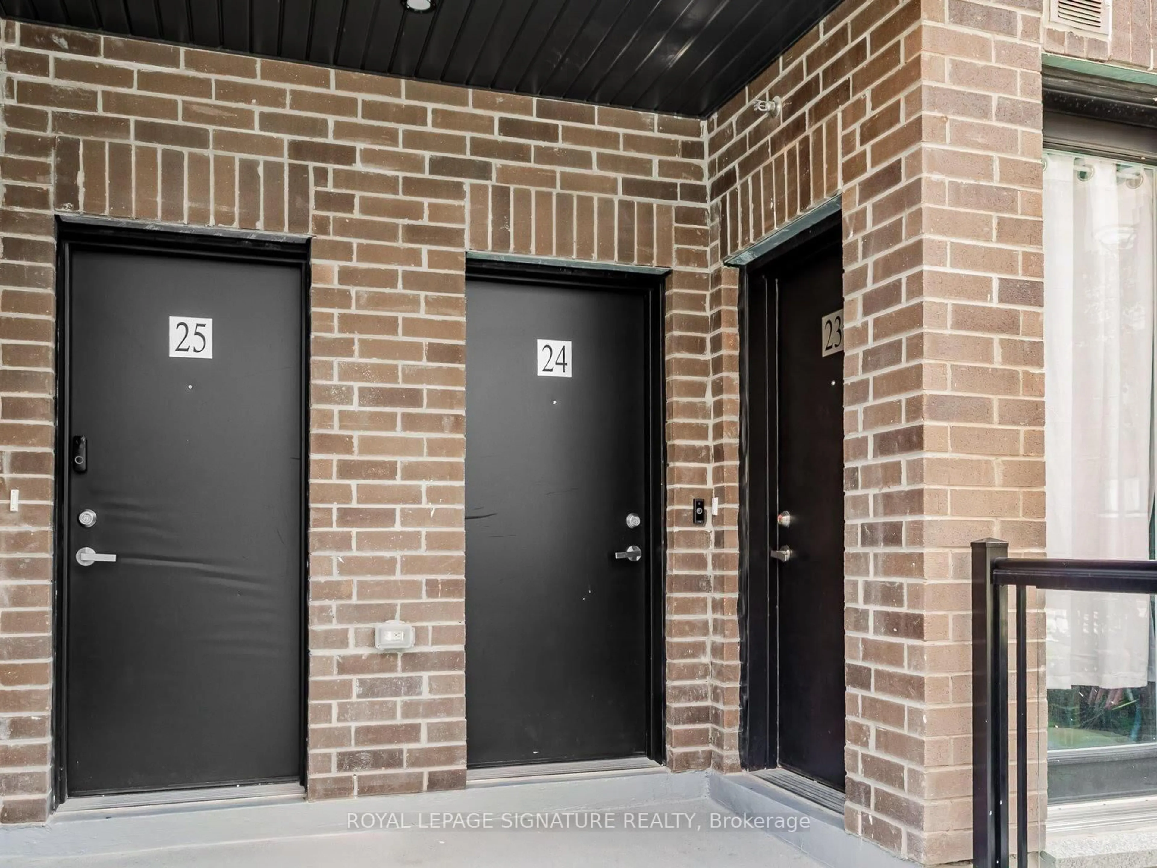 Unknown for 3550 Colonial Dr #24, Mississauga Ontario L5L 0C1