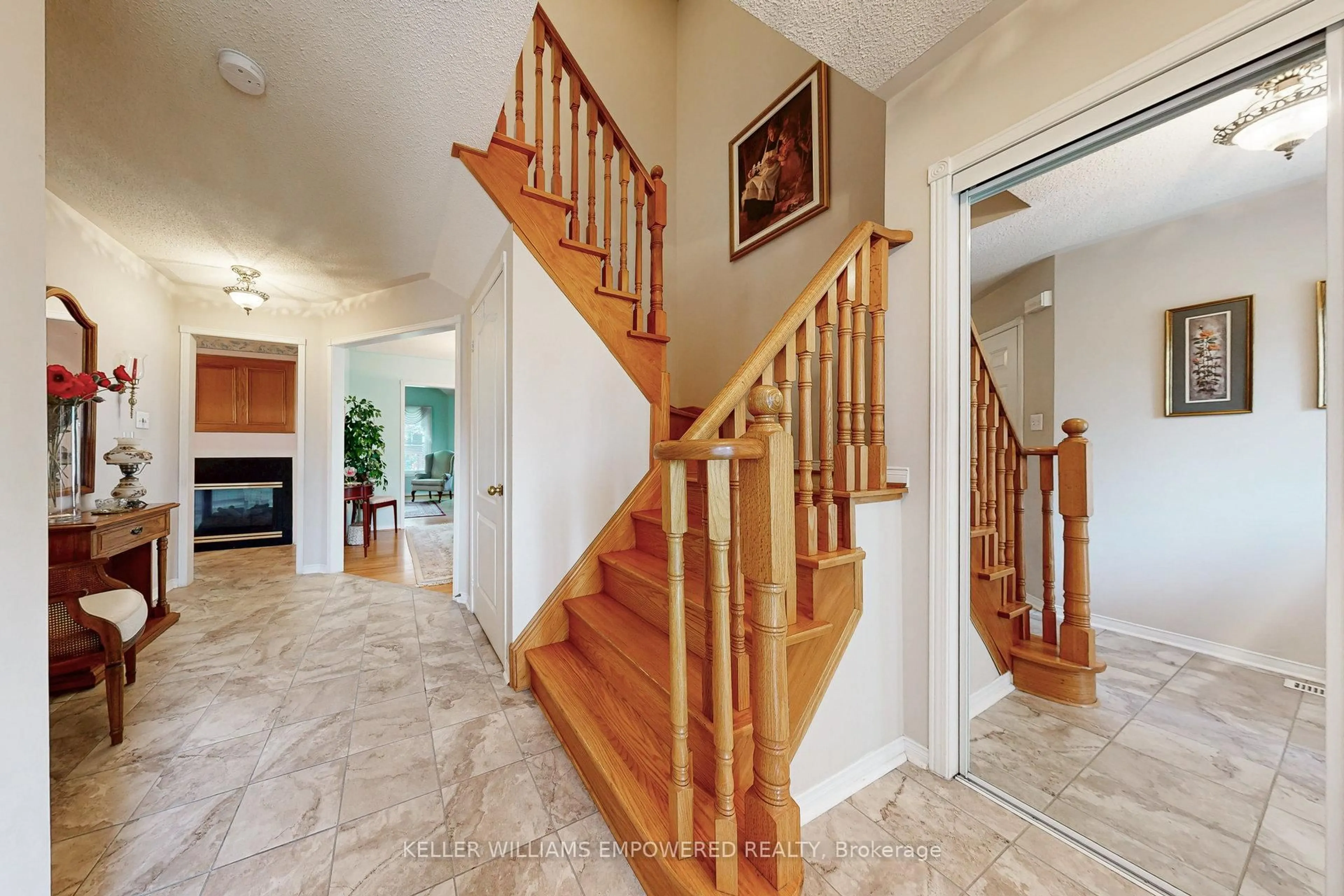 Unknown for 427 Grand Highland Way, Mississauga Ontario L4Z 3W1