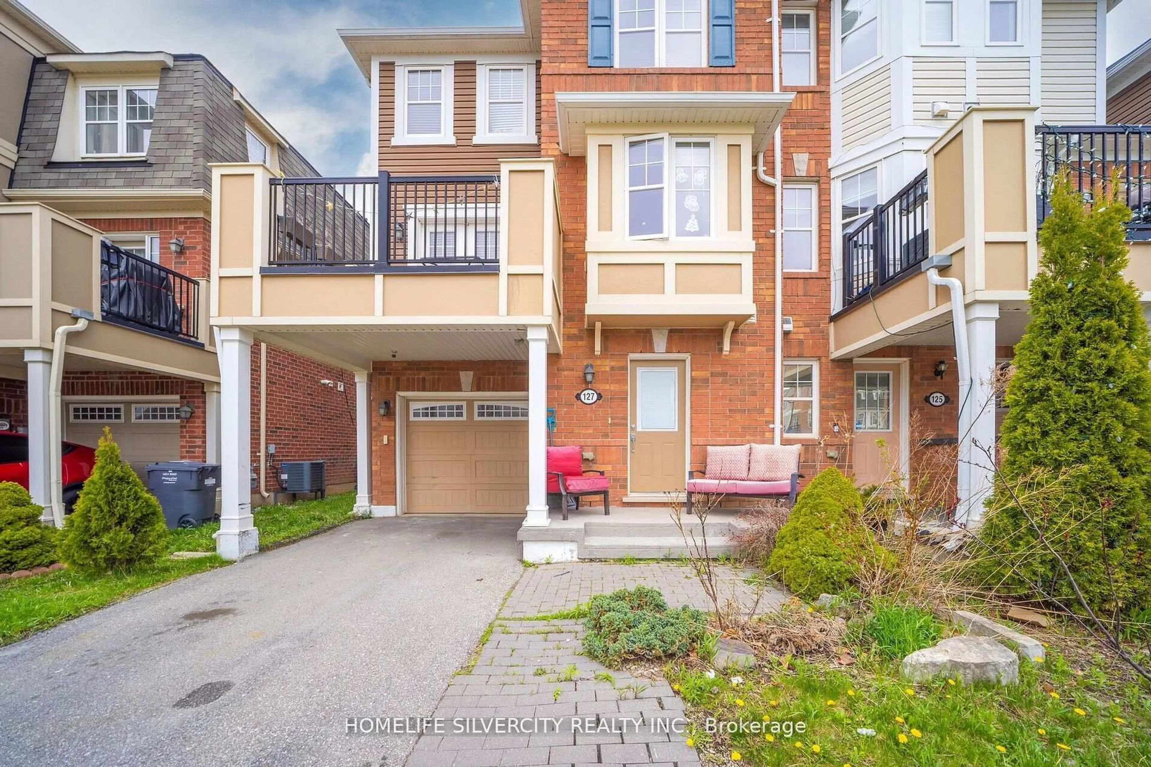 Home with brick exterior material, street for 127 Bleasdale Ave, Brampton Ontario L7A 0V8