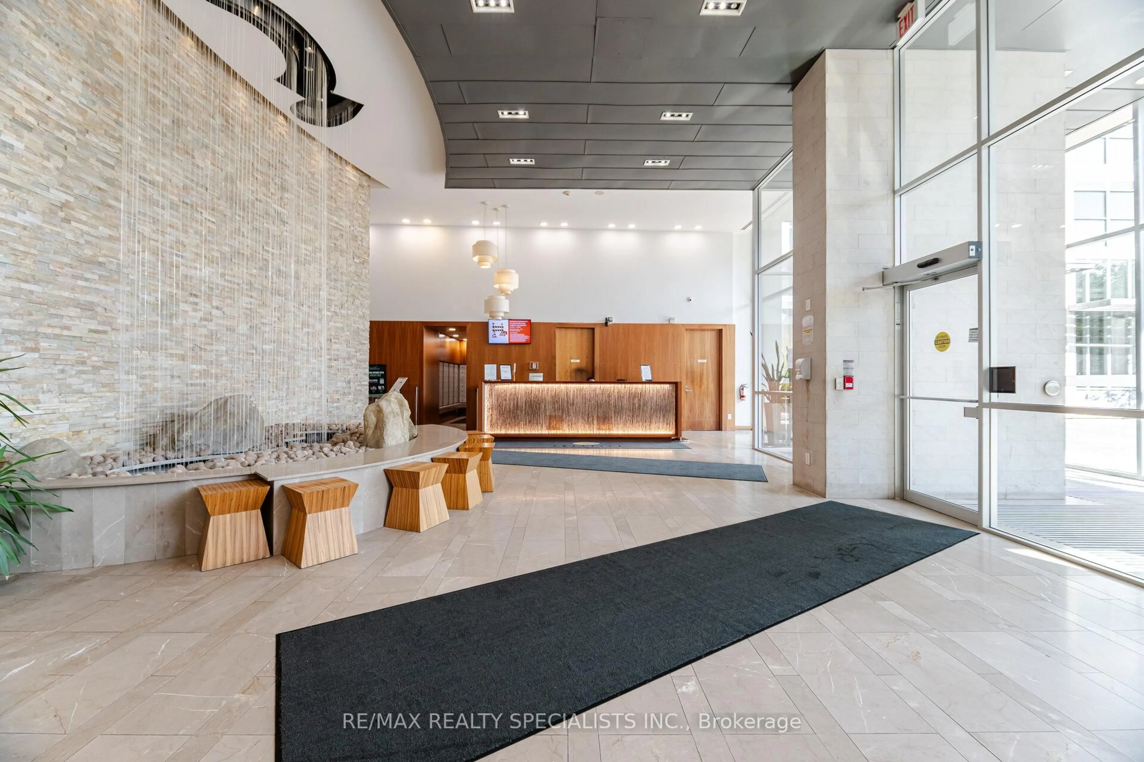 Lobby for 225 Webb Dr #3308, Mississauga Ontario L5B 4P2