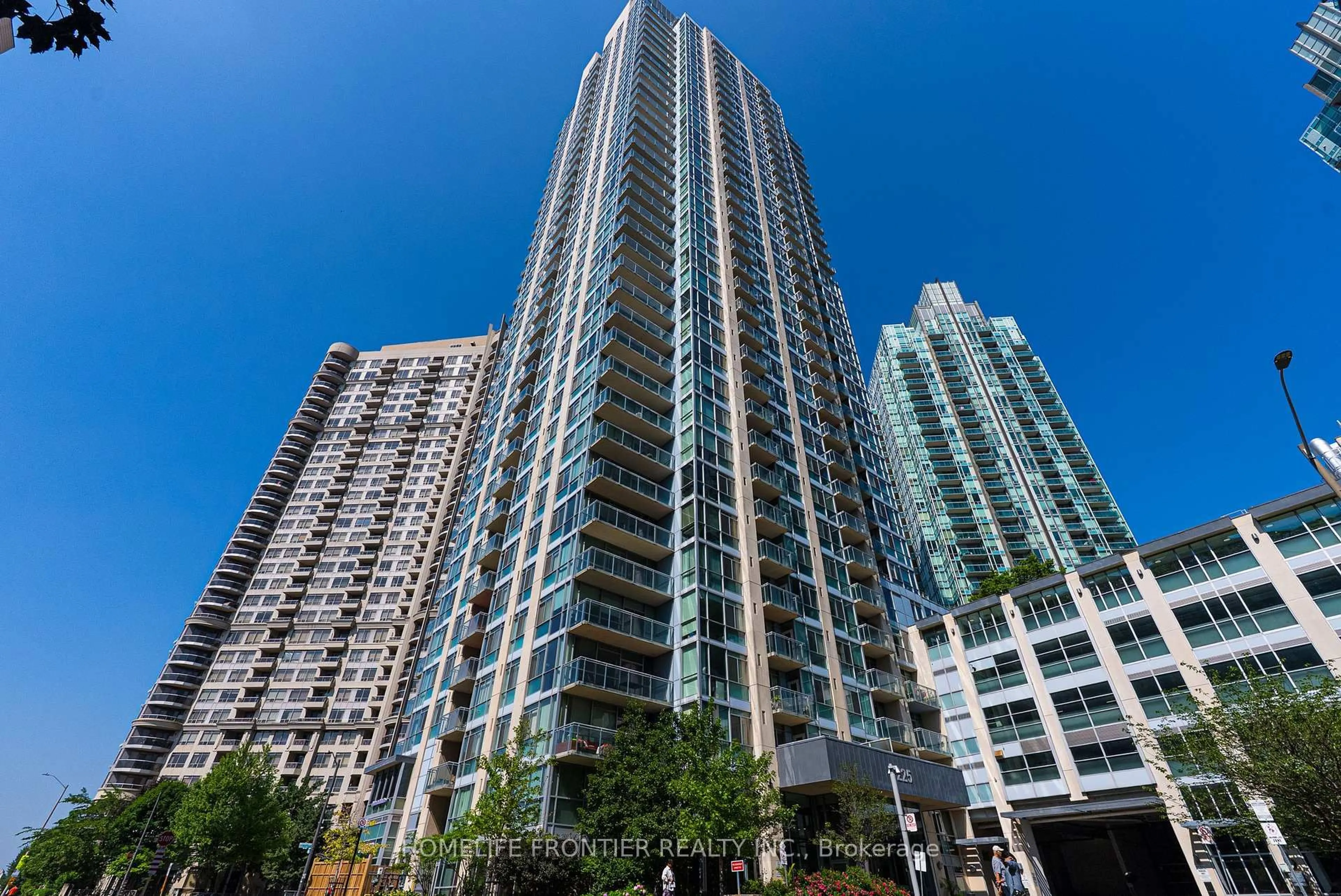 Unknown for 225 Webb Dr #1905, Mississauga Ontario L5B 4P2