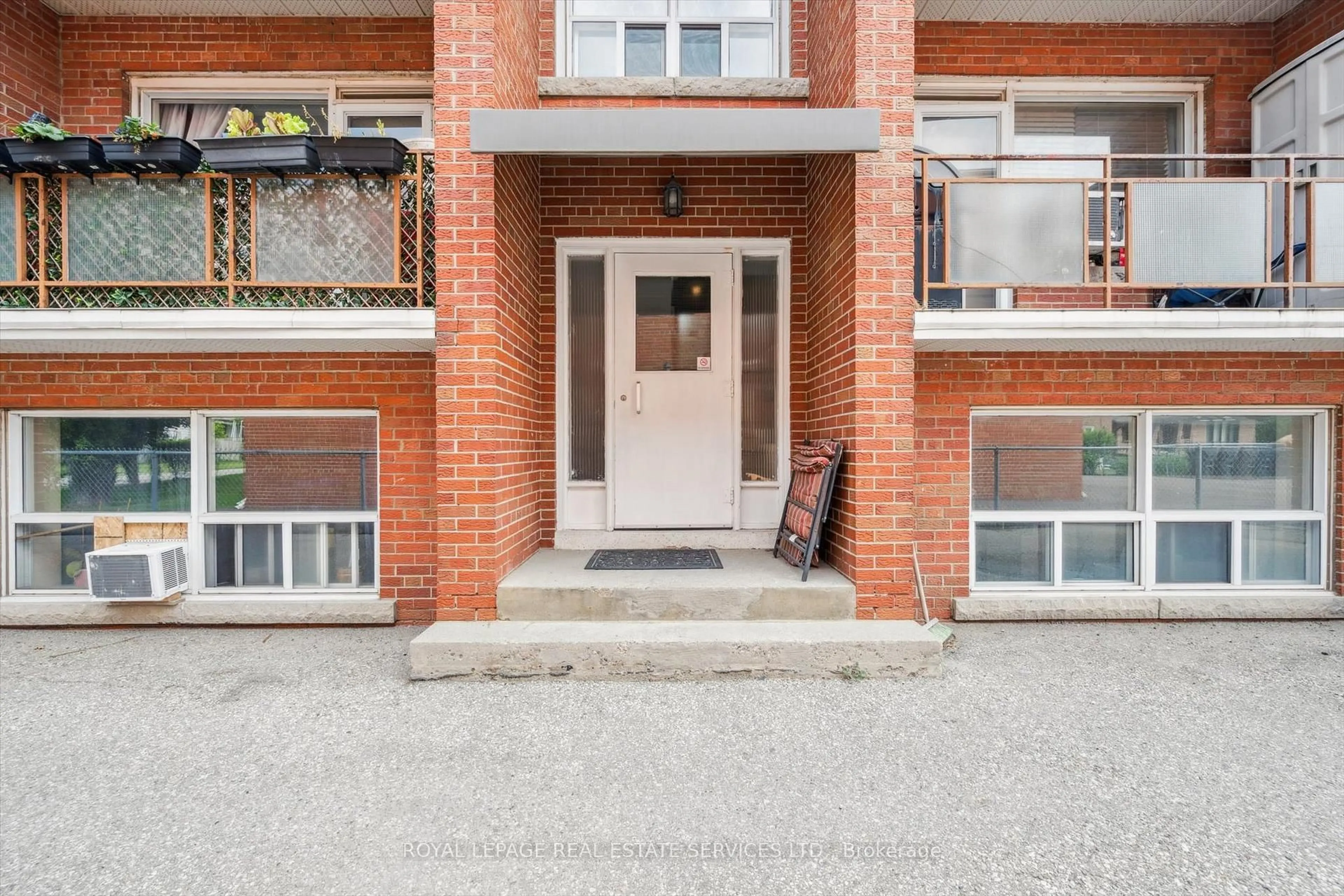 Home with brick exterior material, street for 19 Dover Dr, Toronto Ontario M8W 1V7
