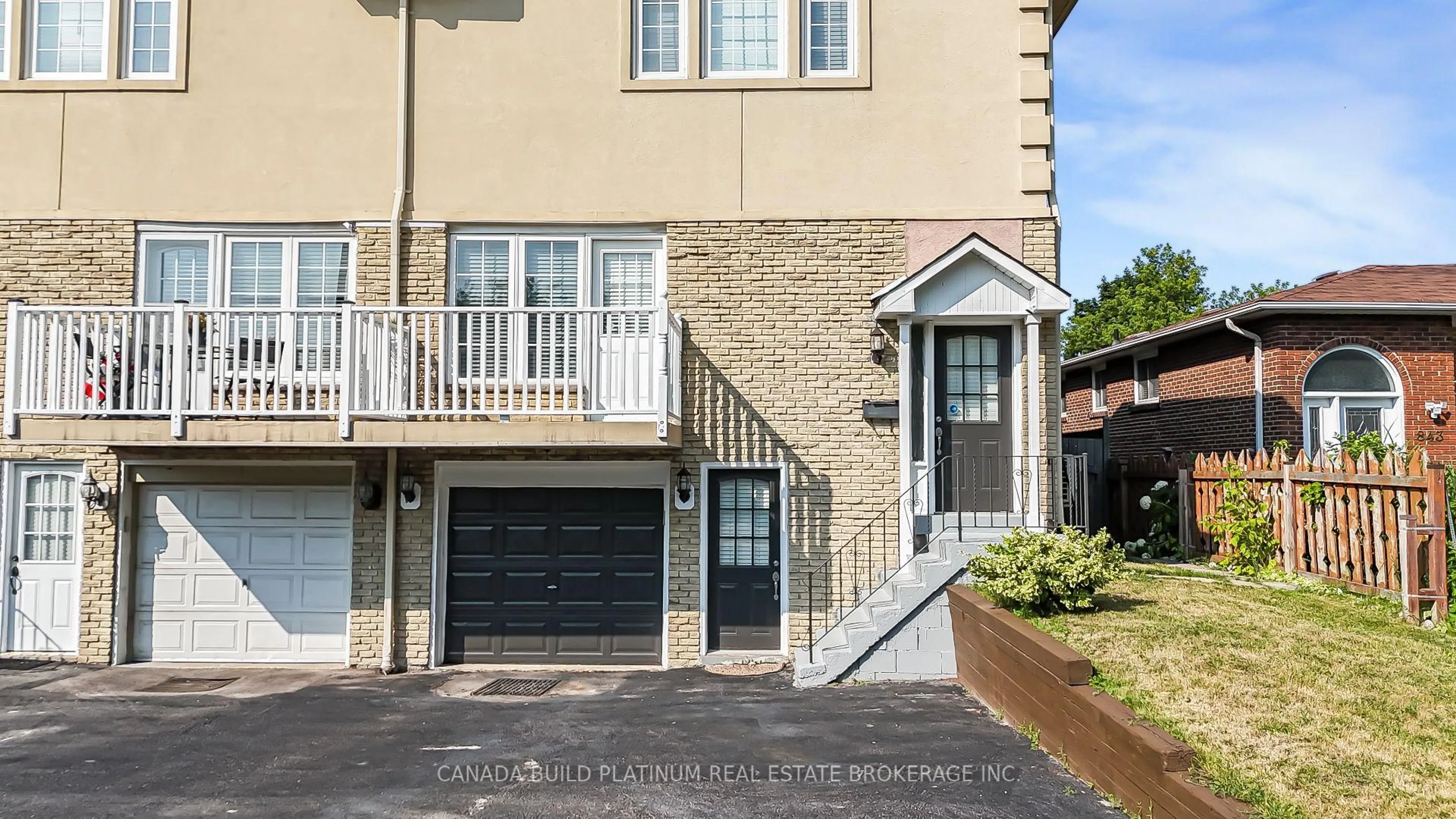 Unknown for 849 Inverhouse Dr, Mississauga Ontario L5J 2Y1