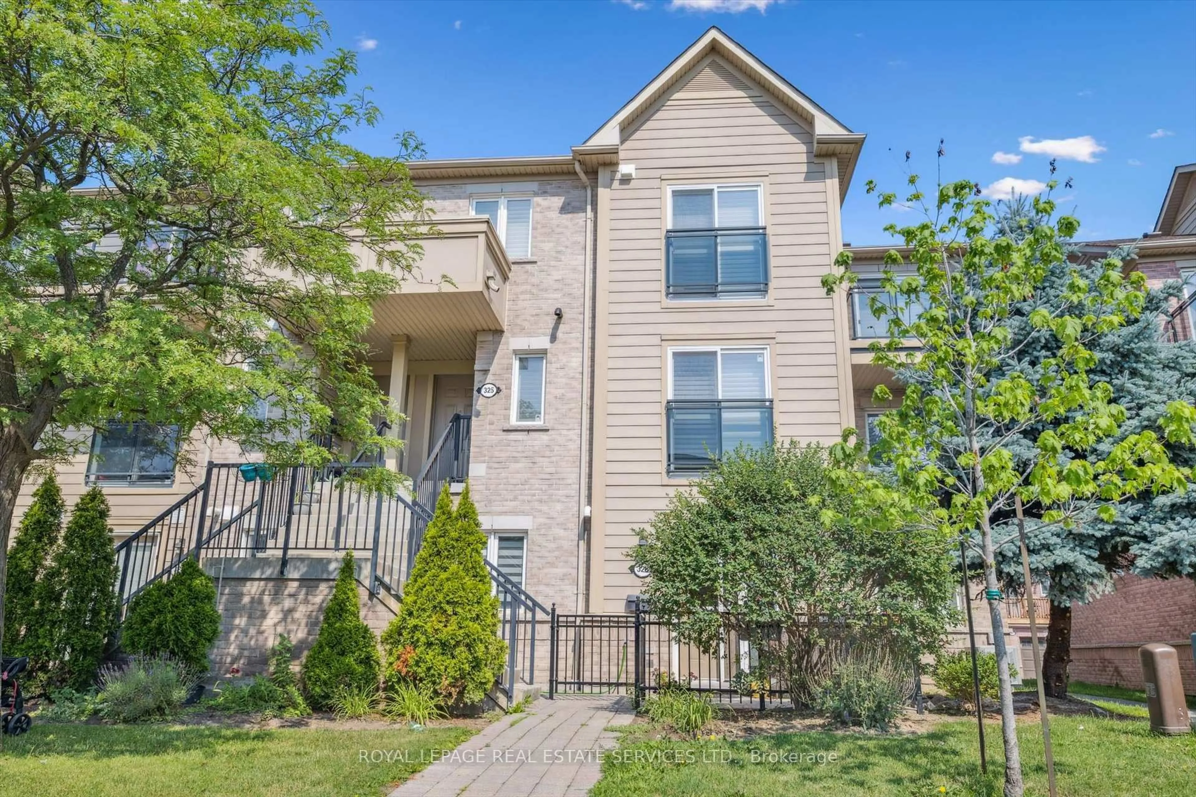 Unknown for 4975 Southampton Dr #325, Mississauga Ontario L5M 8C9