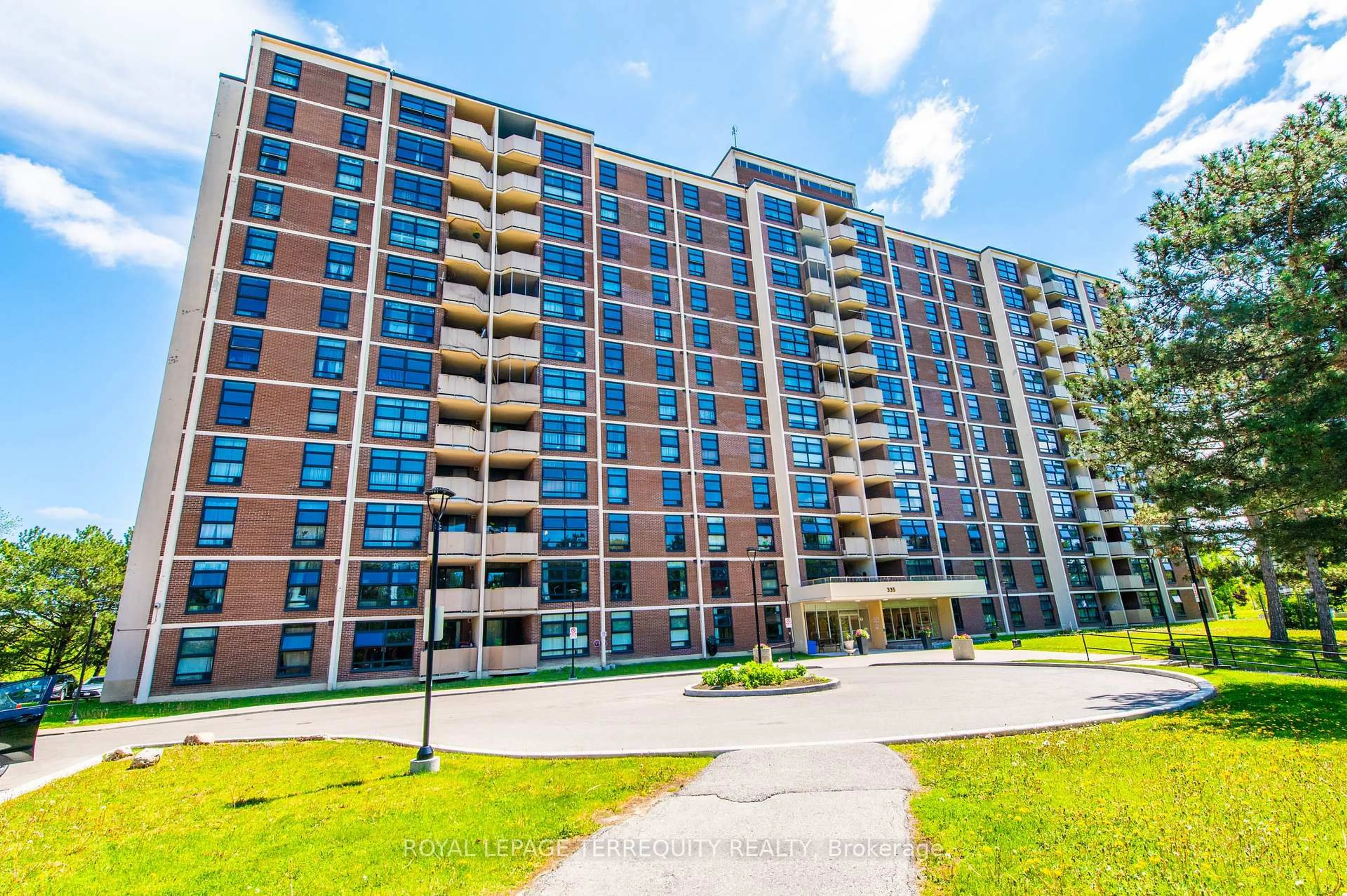 A pic from outside/outdoor area/front of a property/back of a property/a pic from drone, building for 335 Driftwood Ave #709, Toronto Ontario M3N 2P3