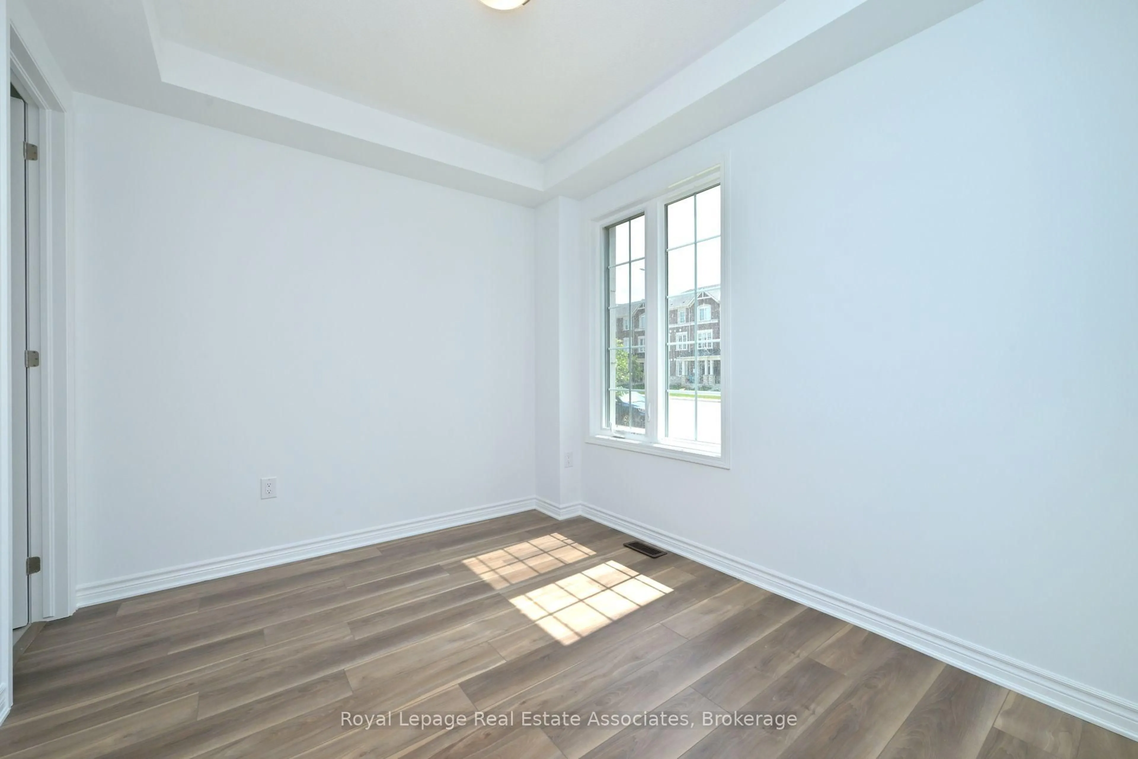 A pic of a room for 19 Cullingtree Pl, Caledon Ontario L7C 4N7