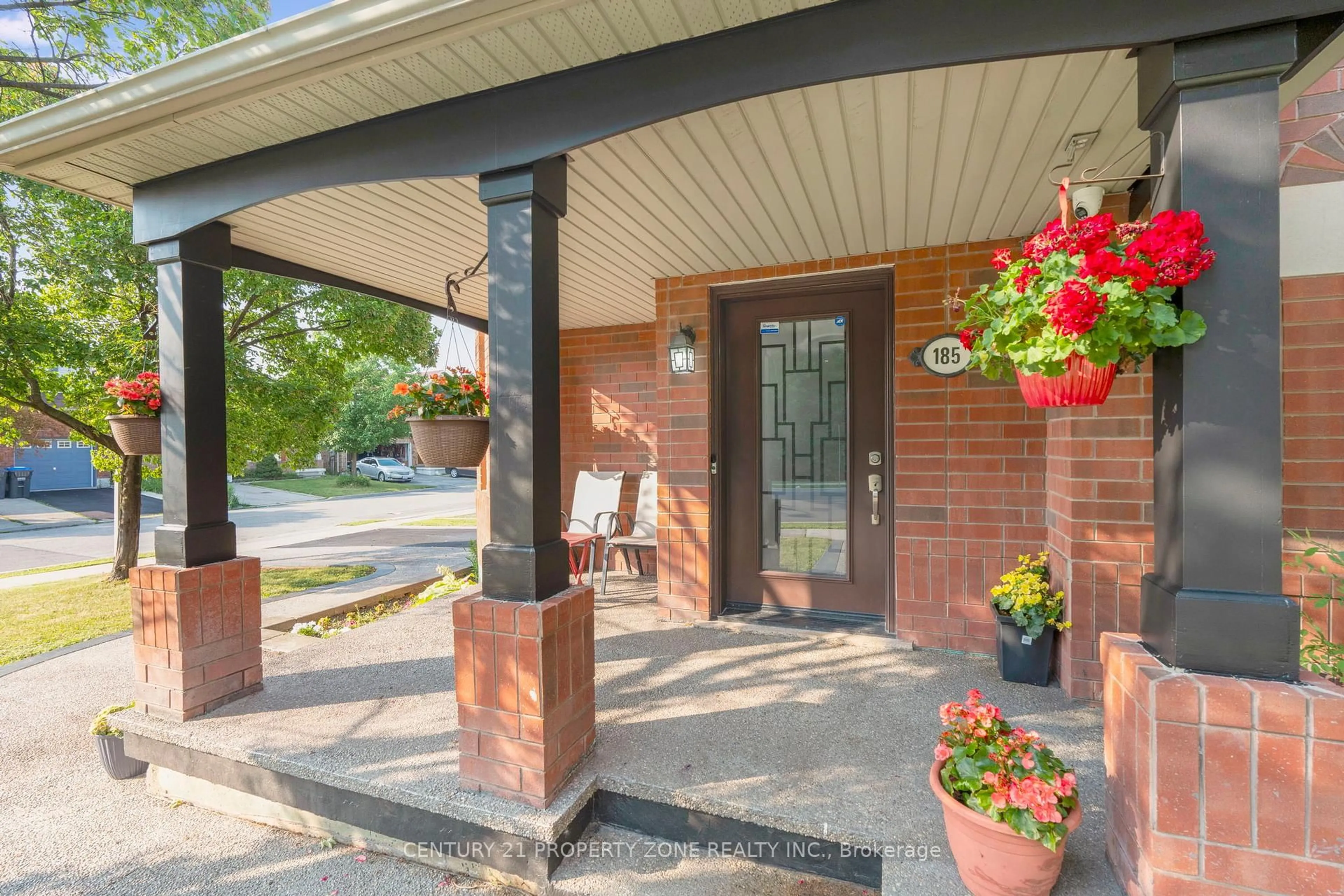 Unknown for 185 Brisdale Dr, Brampton Ontario L7A 2T2