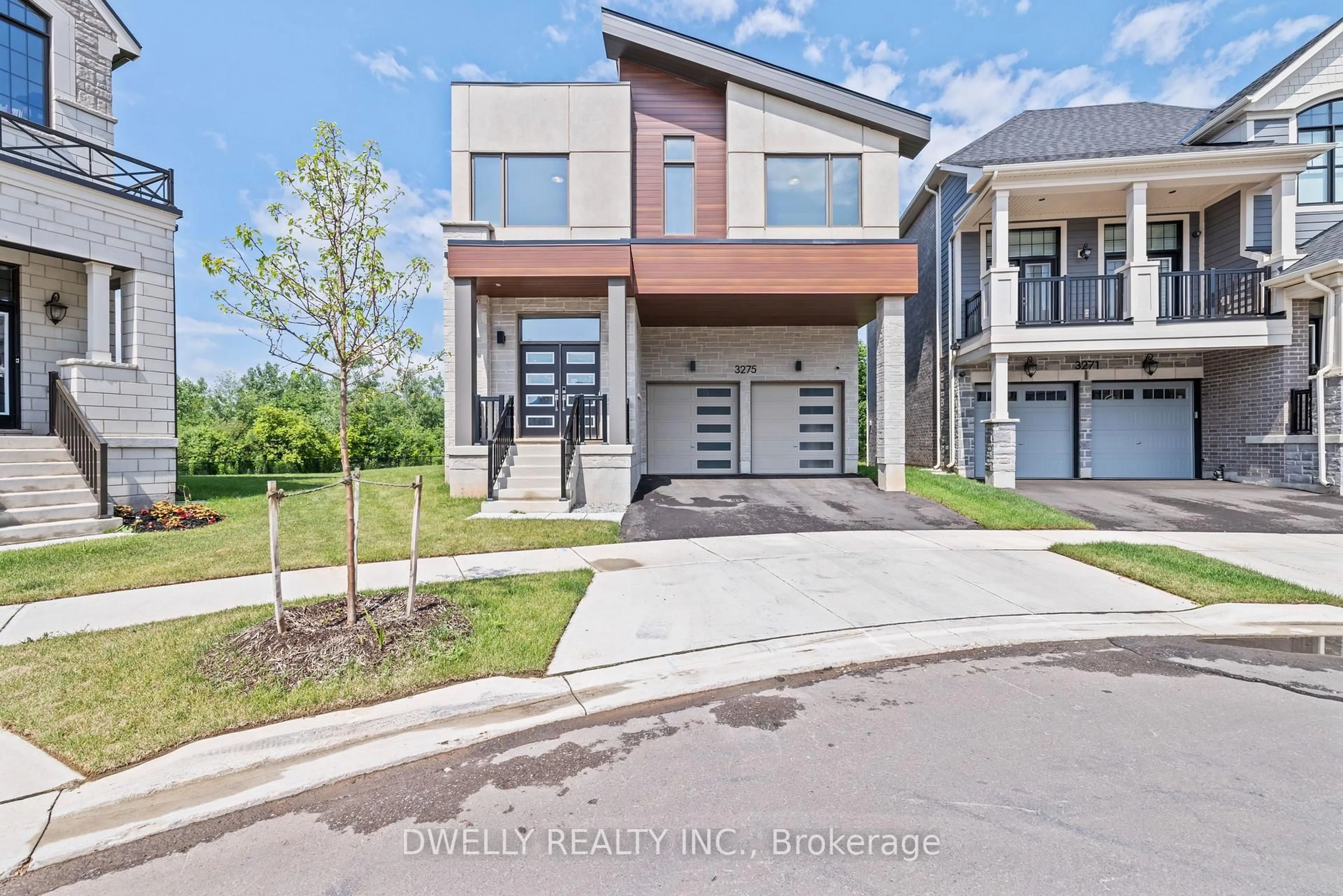 Home with brick exterior material, street for 3275 Harasym Tr, Oakville Ontario L6M 5L6