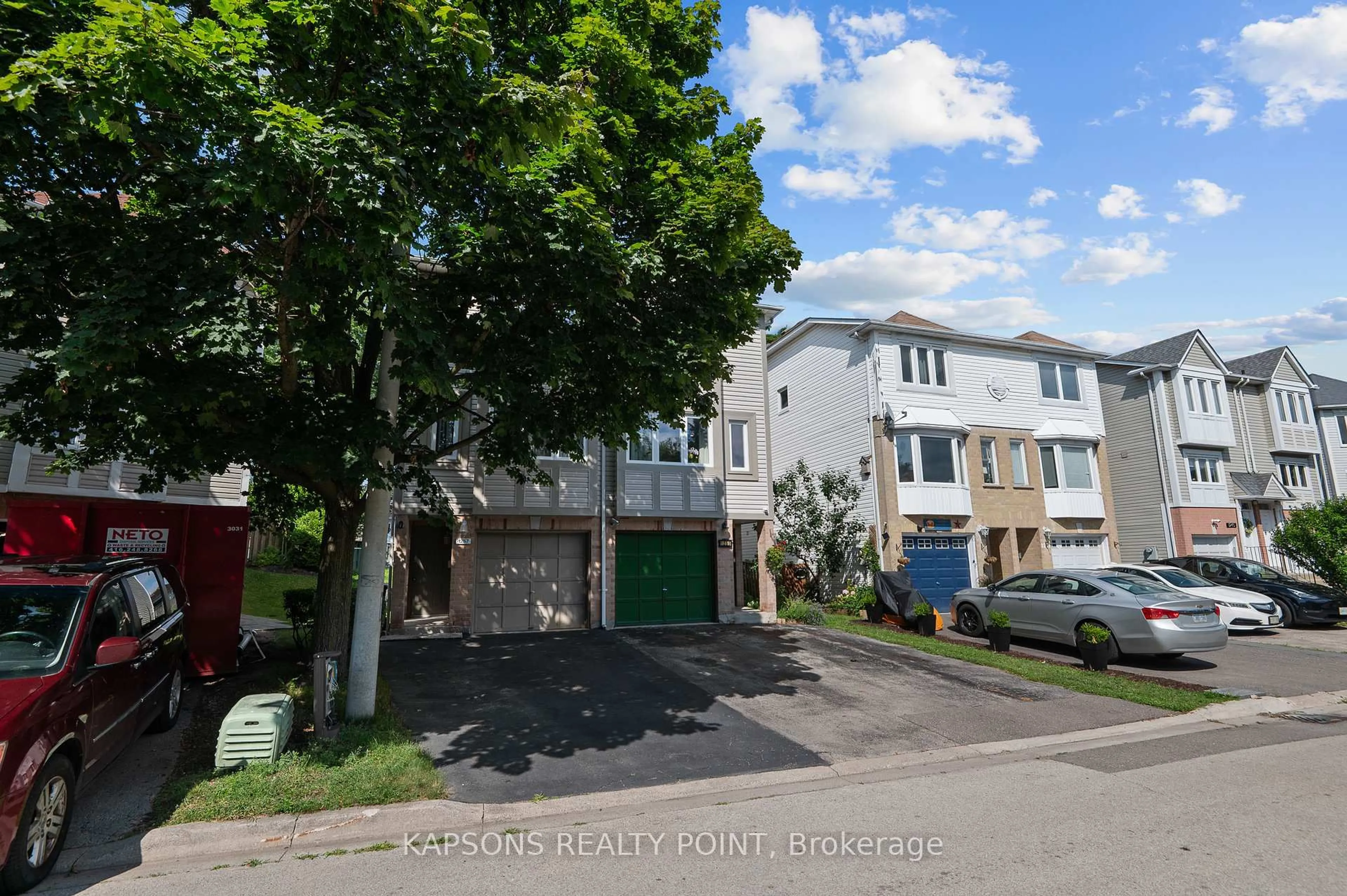 Unknown for 1255 Woodhill Crt, Mississauga Ontario L5E 3H2