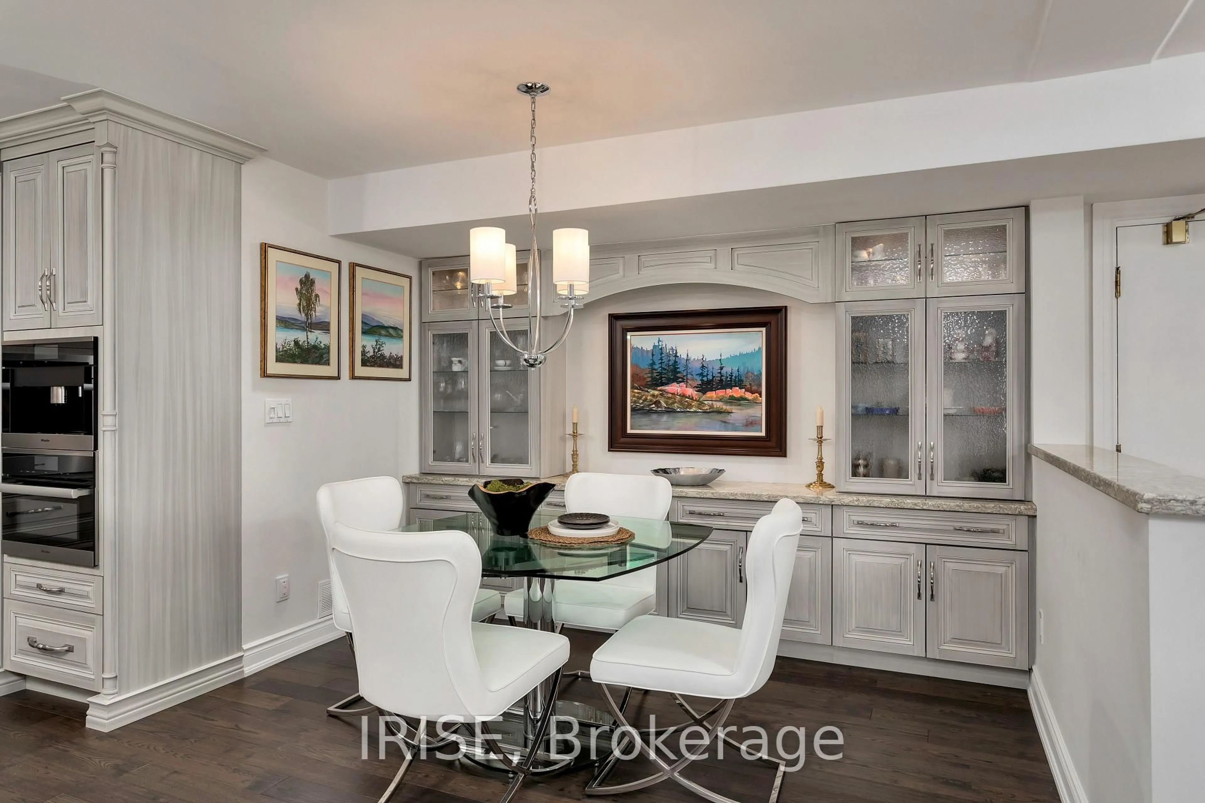 Unknown for 100 Bronte Rd #304, Oakville Ontario L6L 6L5