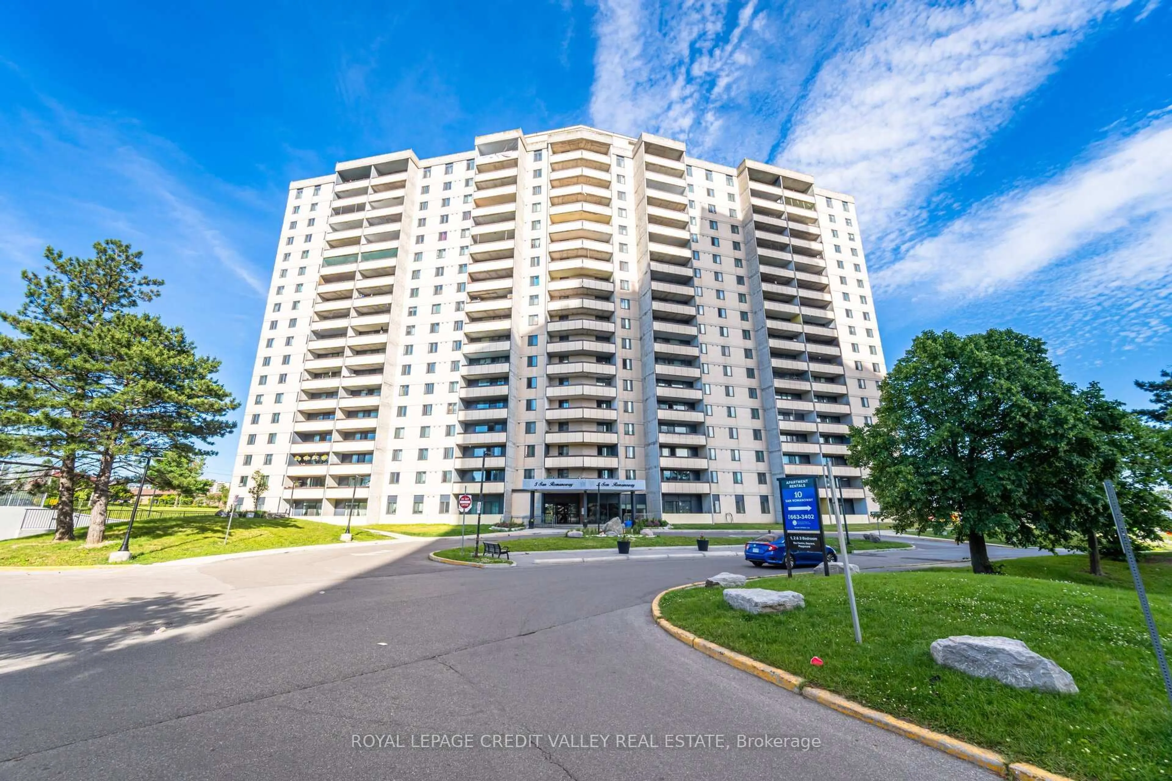 A pic from outside/outdoor area/front of a property/back of a property/a pic from drone, unknown for 5 San Romanoway #405, Toronto Ontario M3N 2Y4