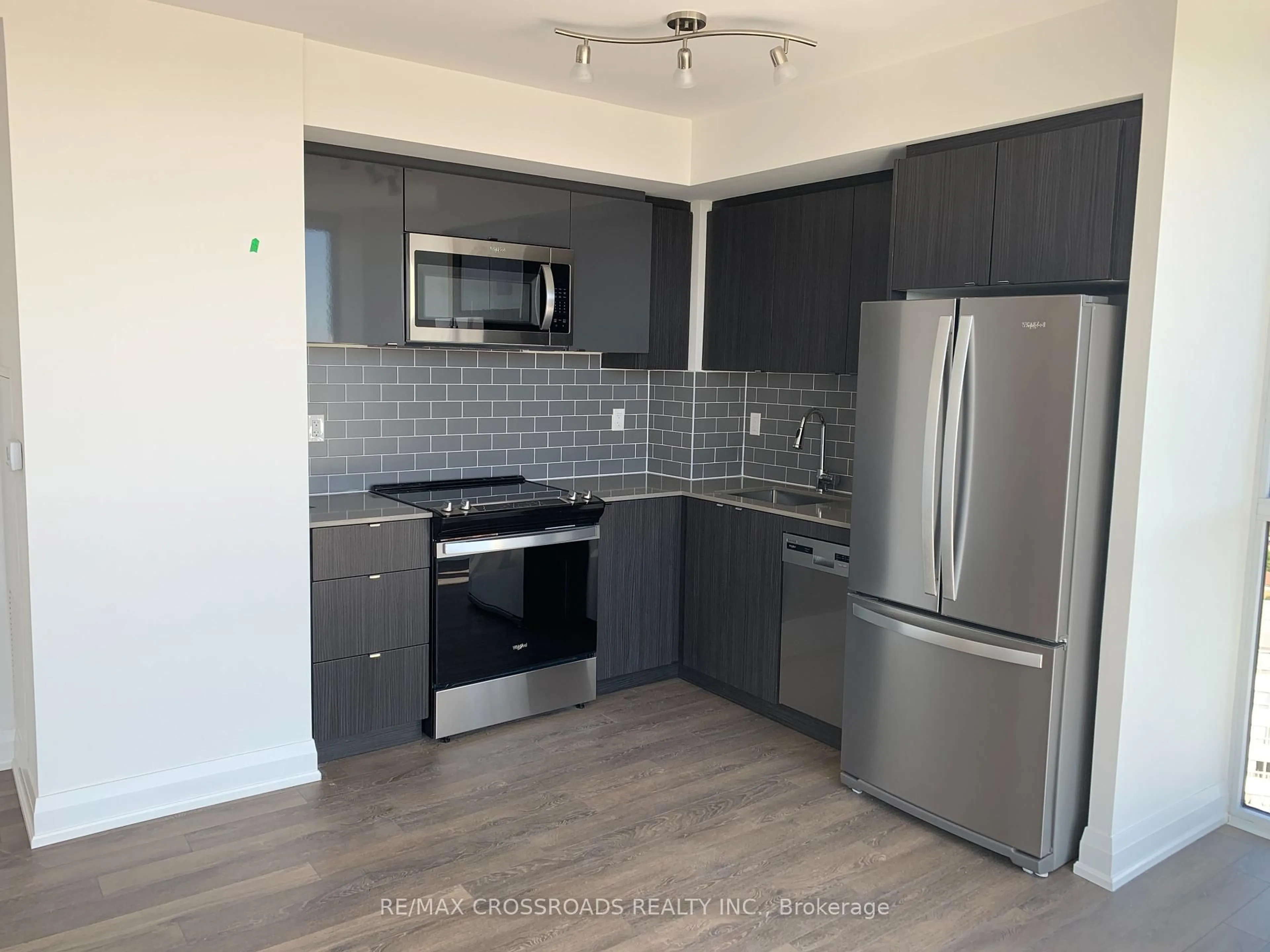 Standard kitchen, unknown for 1461 Lawrence Ave #2104, Toronto Ontario M6L 0A6