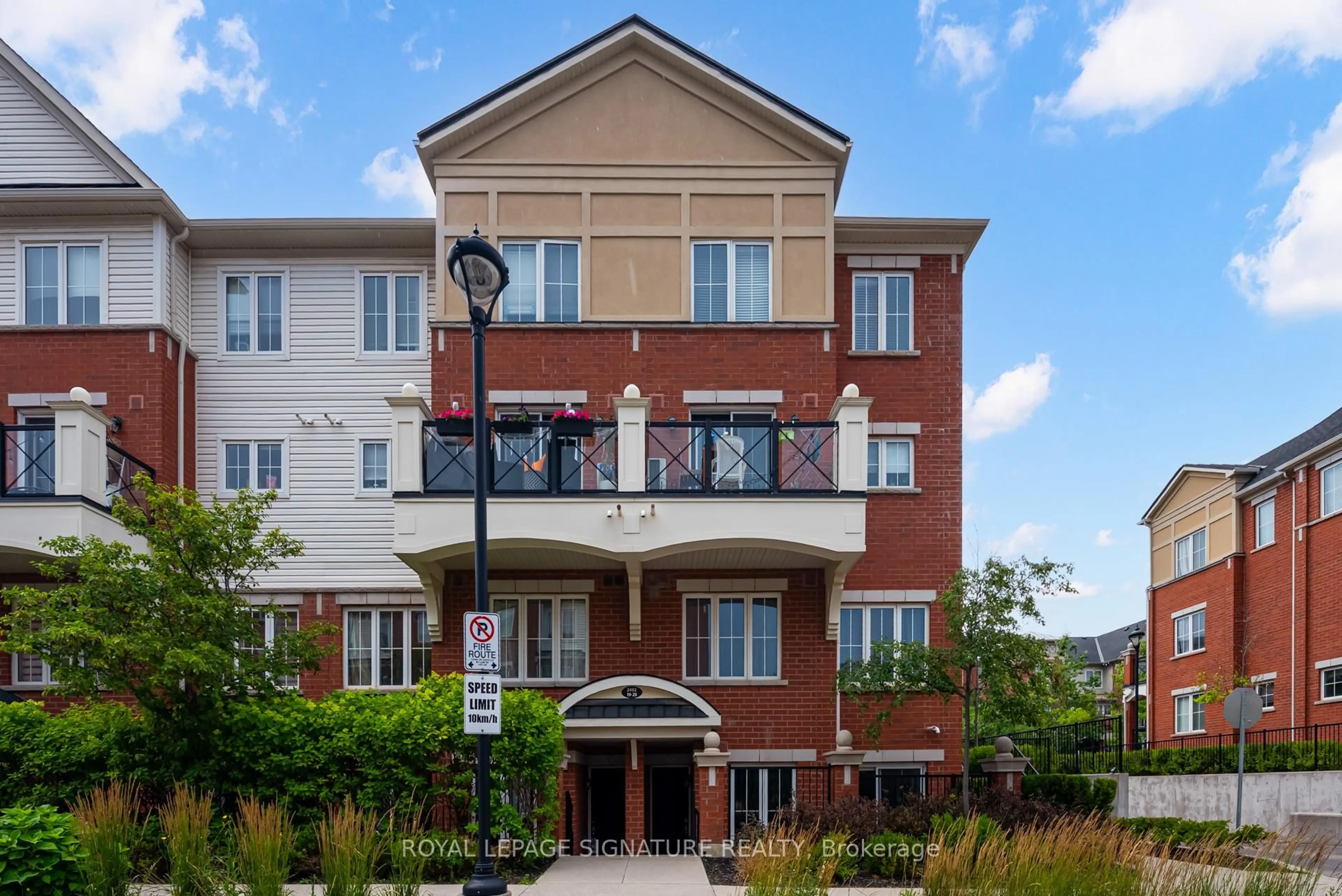 Unknown for 2492 Post Rd #19, Oakville Ontario L6H 0G6