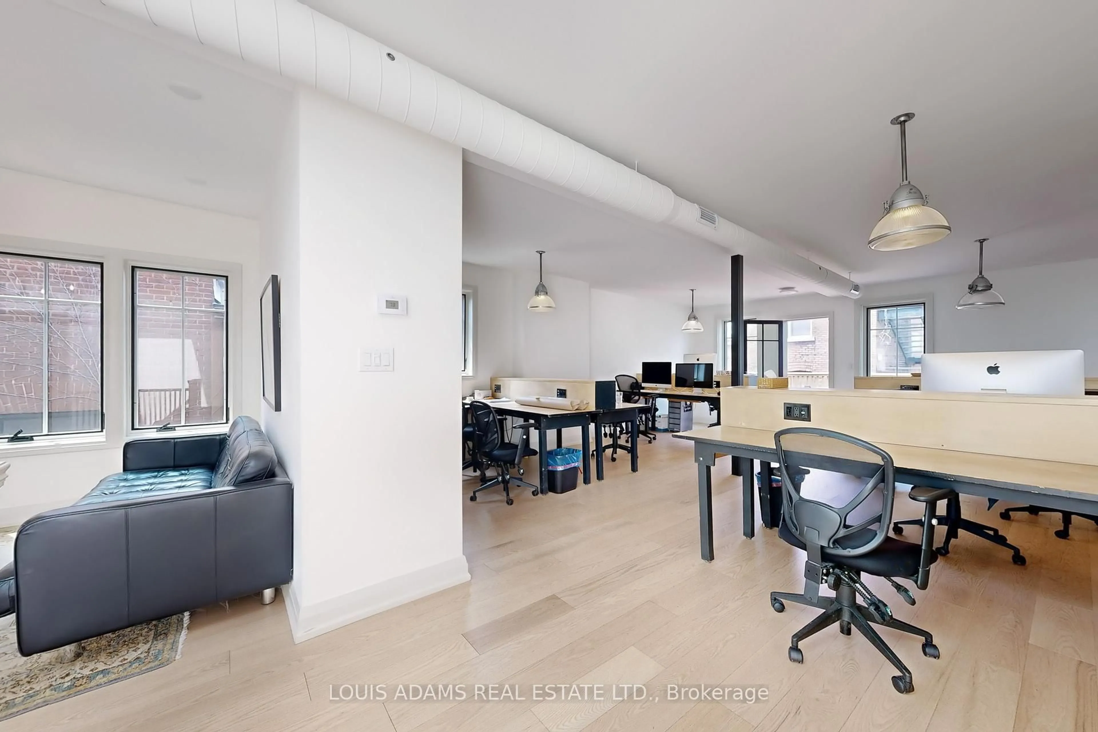 A pic of a room for 2215 Dundas St, Toronto Ontario M6R 1X6