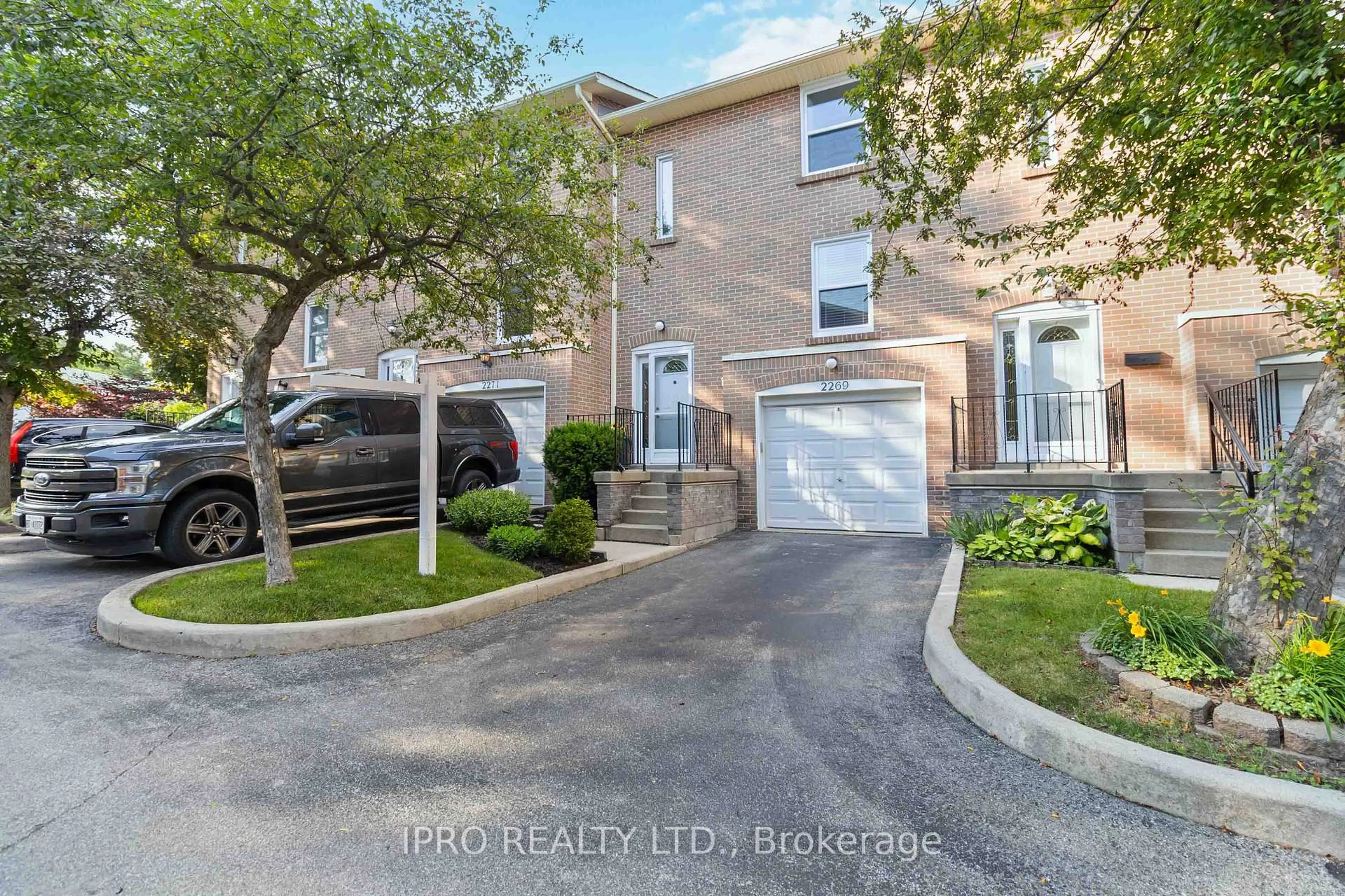 Unknown for 2269 Mountain Grove Ave, Burlington Ontario L7P 2H8