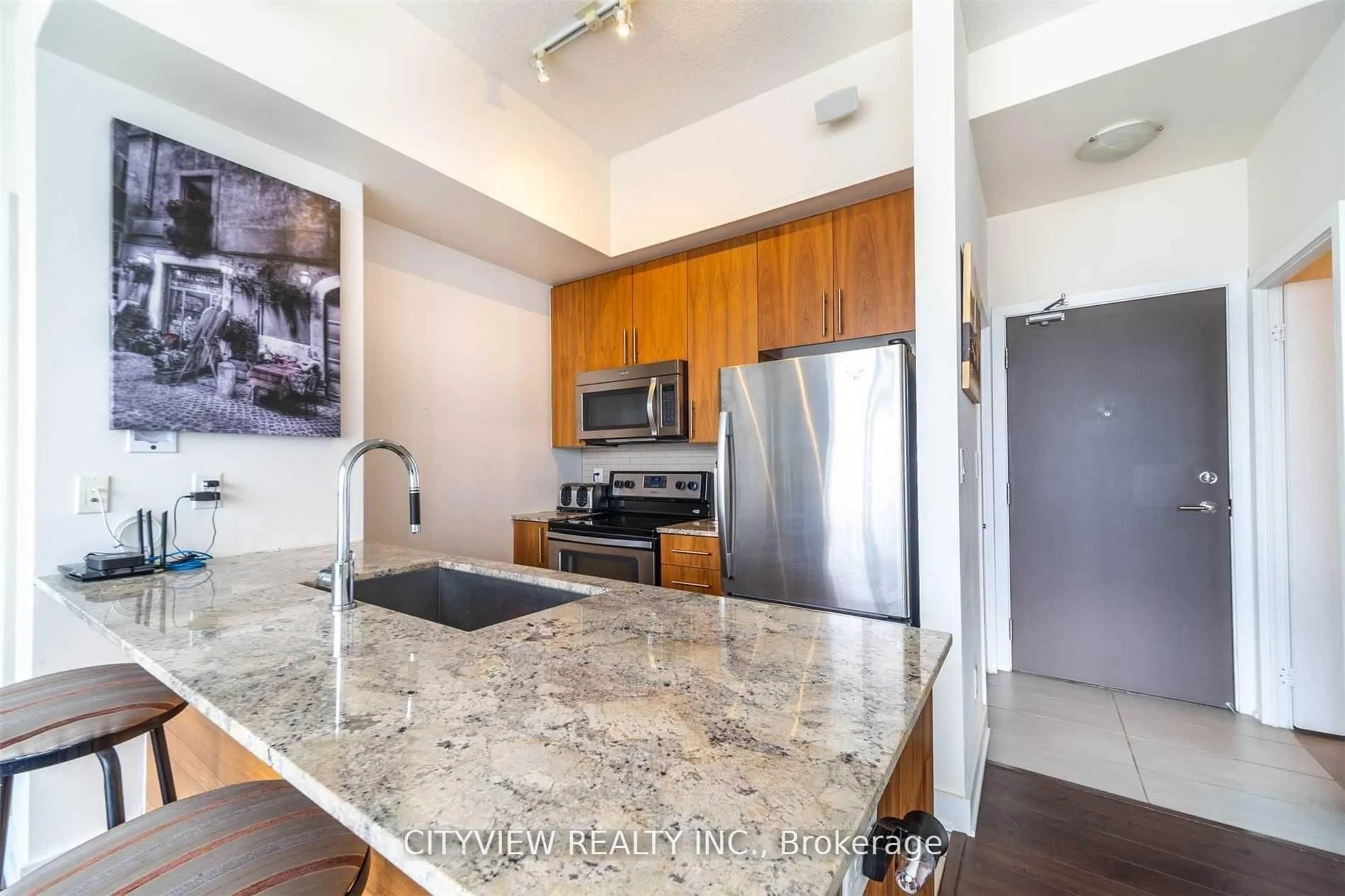 Open concept kitchen, unknown for 4099 Brickstone Mews #707, Mississauga Ontario L5B 0H3
