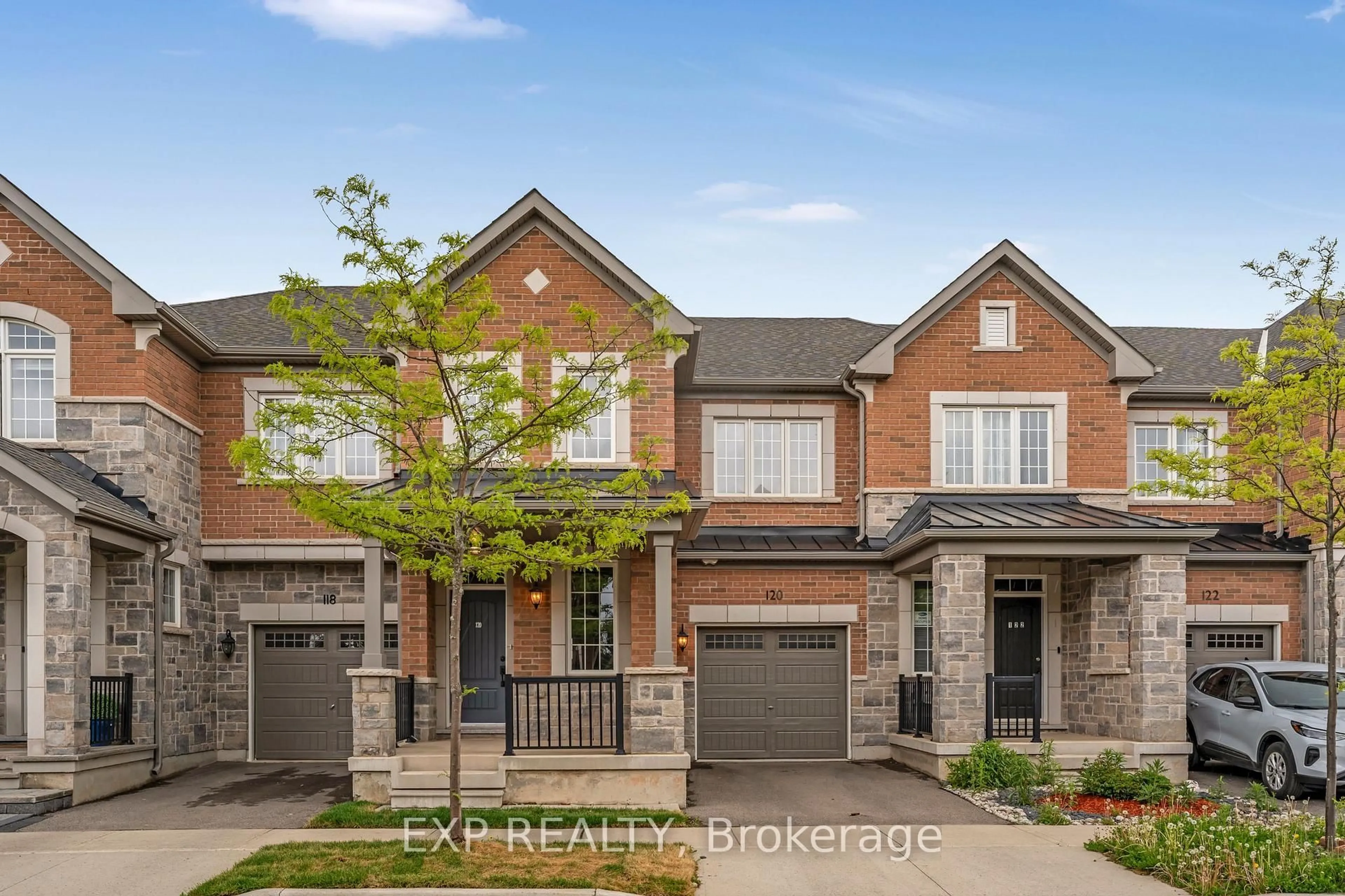 Home with brick exterior material, street for 120 Kaitting Tr, Oakville Ontario L6M 5K8