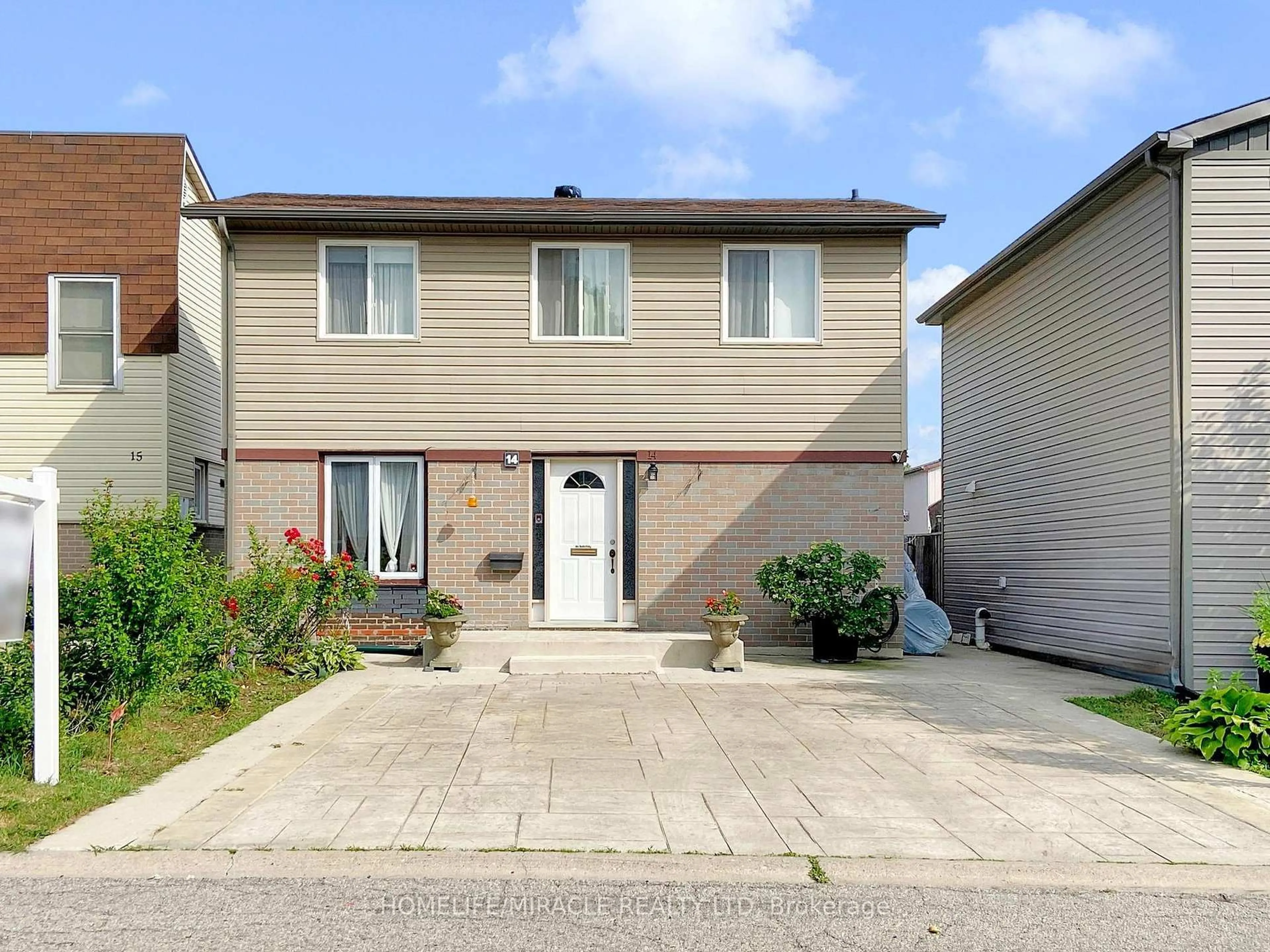 Unknown for 14 Hawkins Crt, Brampton Ontario L6S 2N7