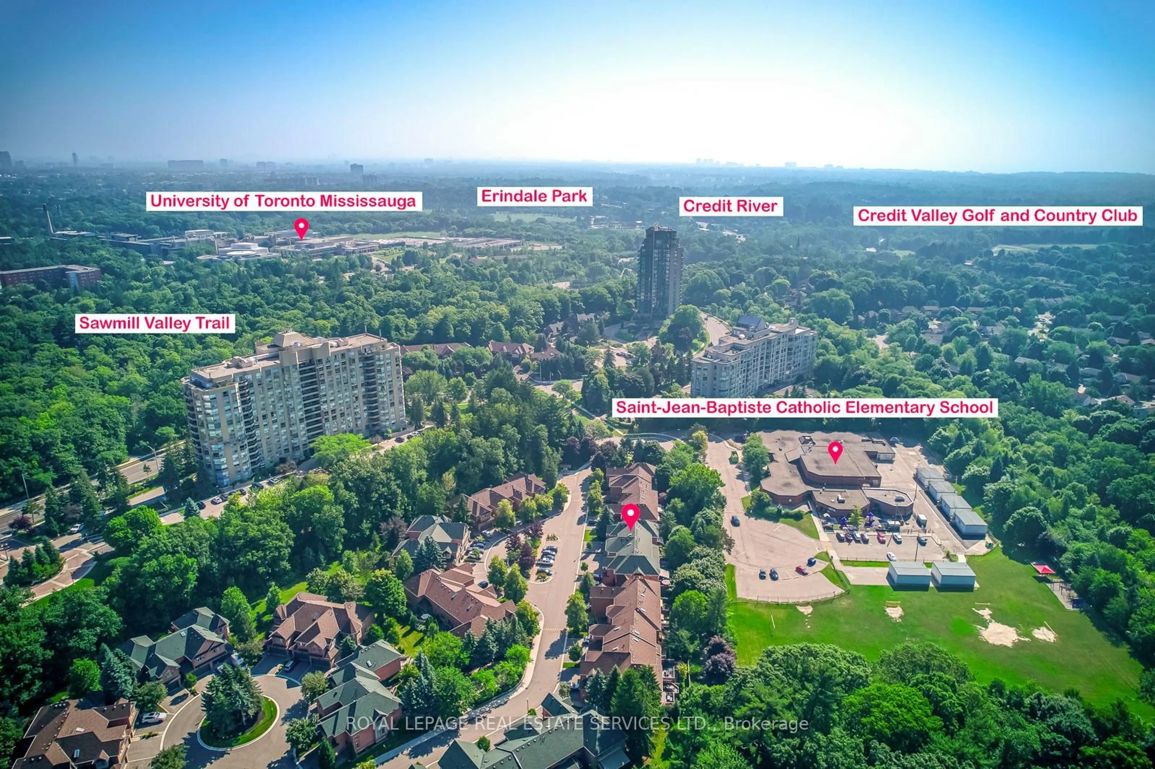 A pic from outside/outdoor area/front of a property/back of a property/a pic from drone, city buildings view from balcony for 1905 Broad Hollow Gate #49, Mississauga Ontario L5L 5X2