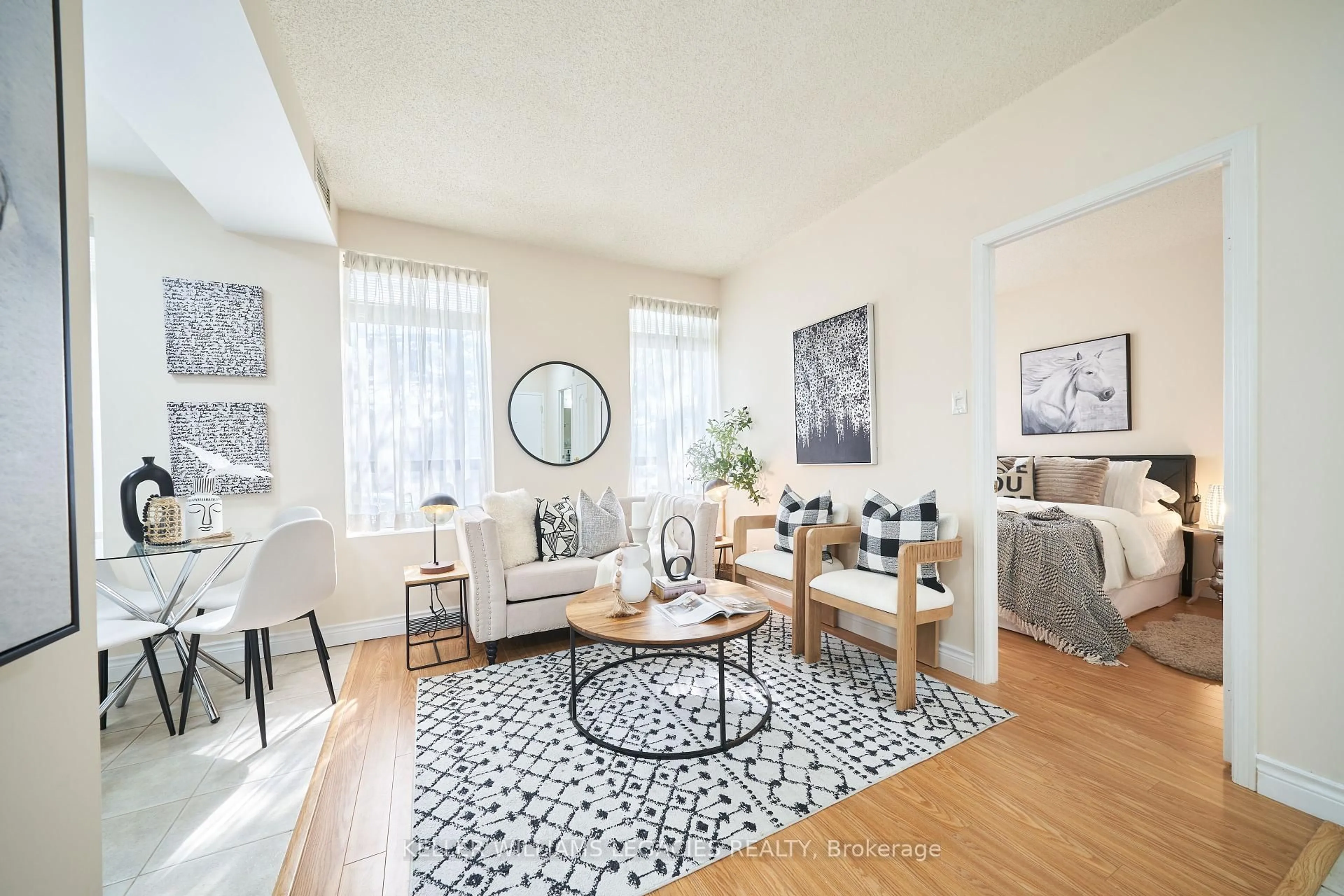 Living room with furniture, unknown for 2874 Keele St #205, Toronto Ontario M3M 3C4