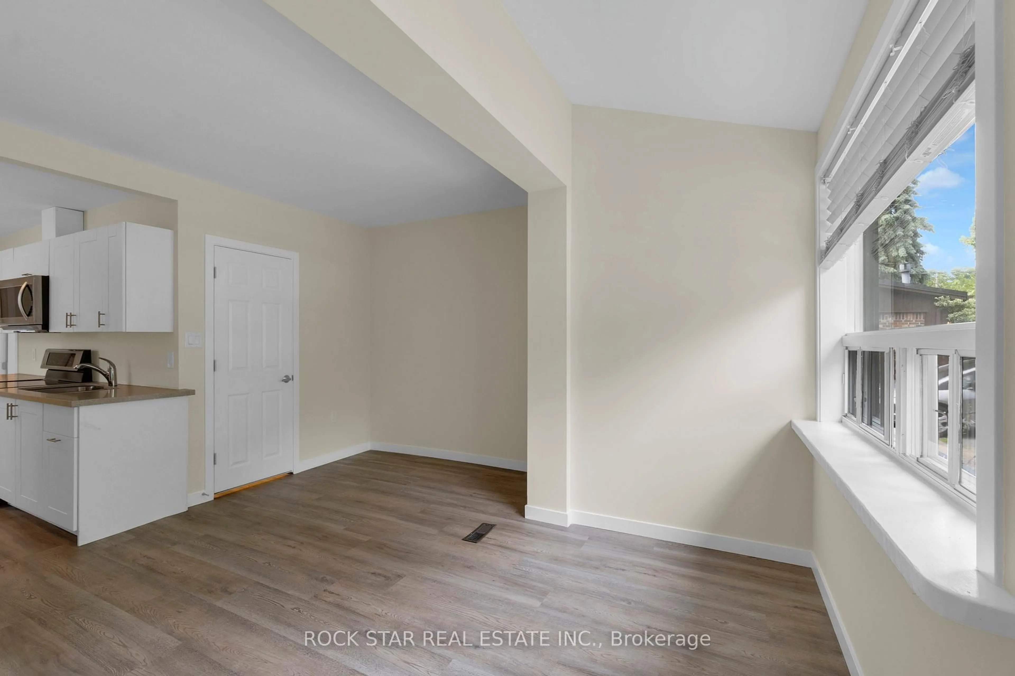 A pic of a room for 66 Watson Ave, Toronto Ontario M6S 4E1