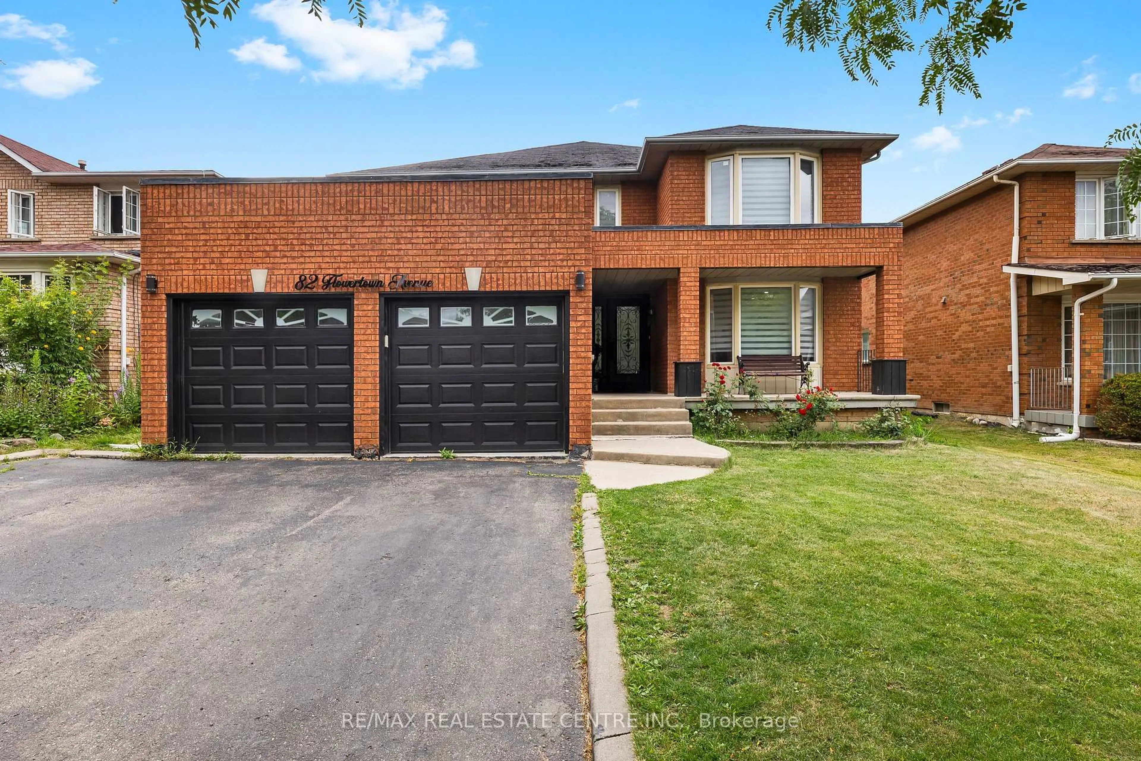 Home with brick exterior material, street for 82 Flowertown Ave, Brampton Ontario L6X 2K7