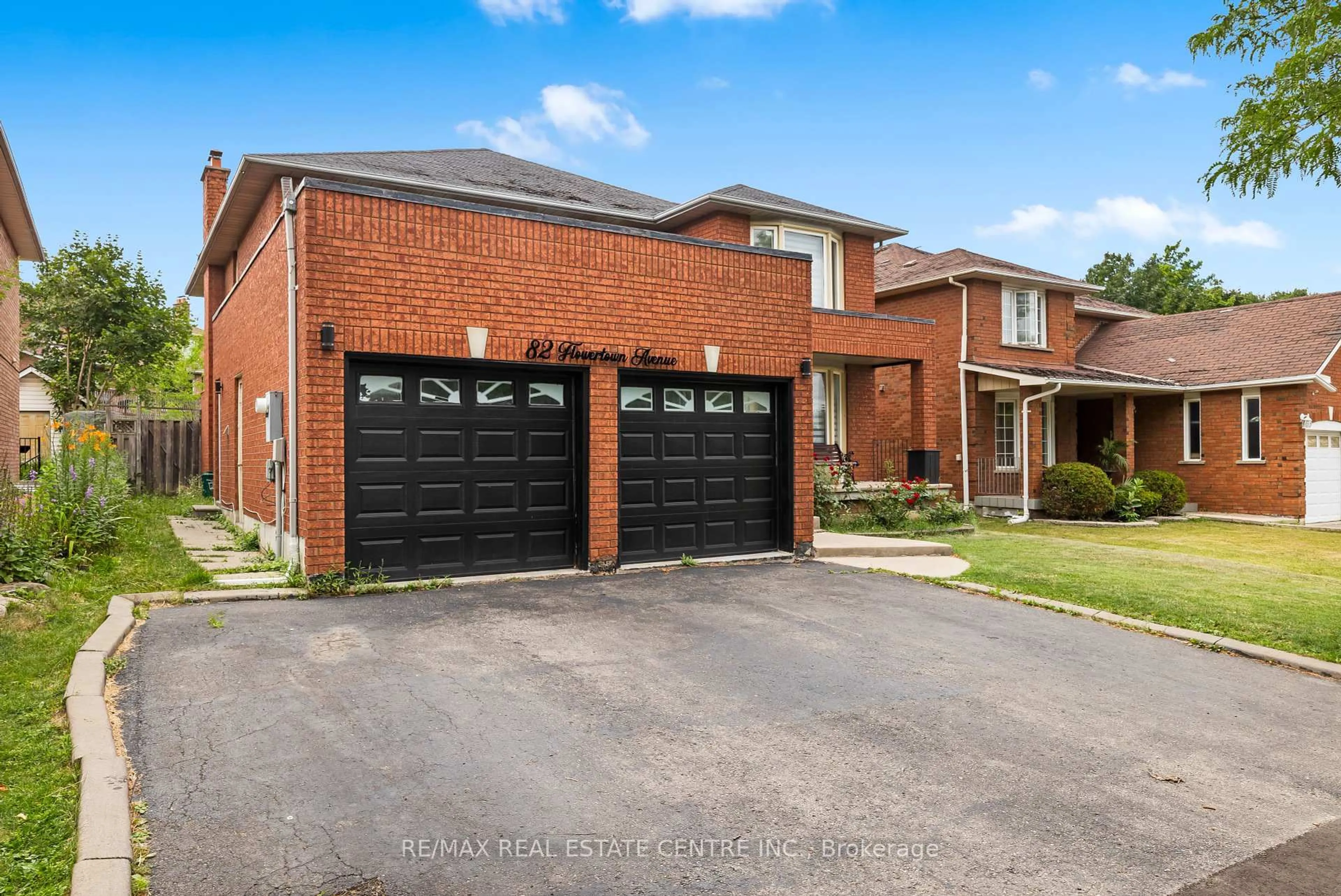 Home with brick exterior material, street for 82 Flowertown Ave, Brampton Ontario L6X 2K7