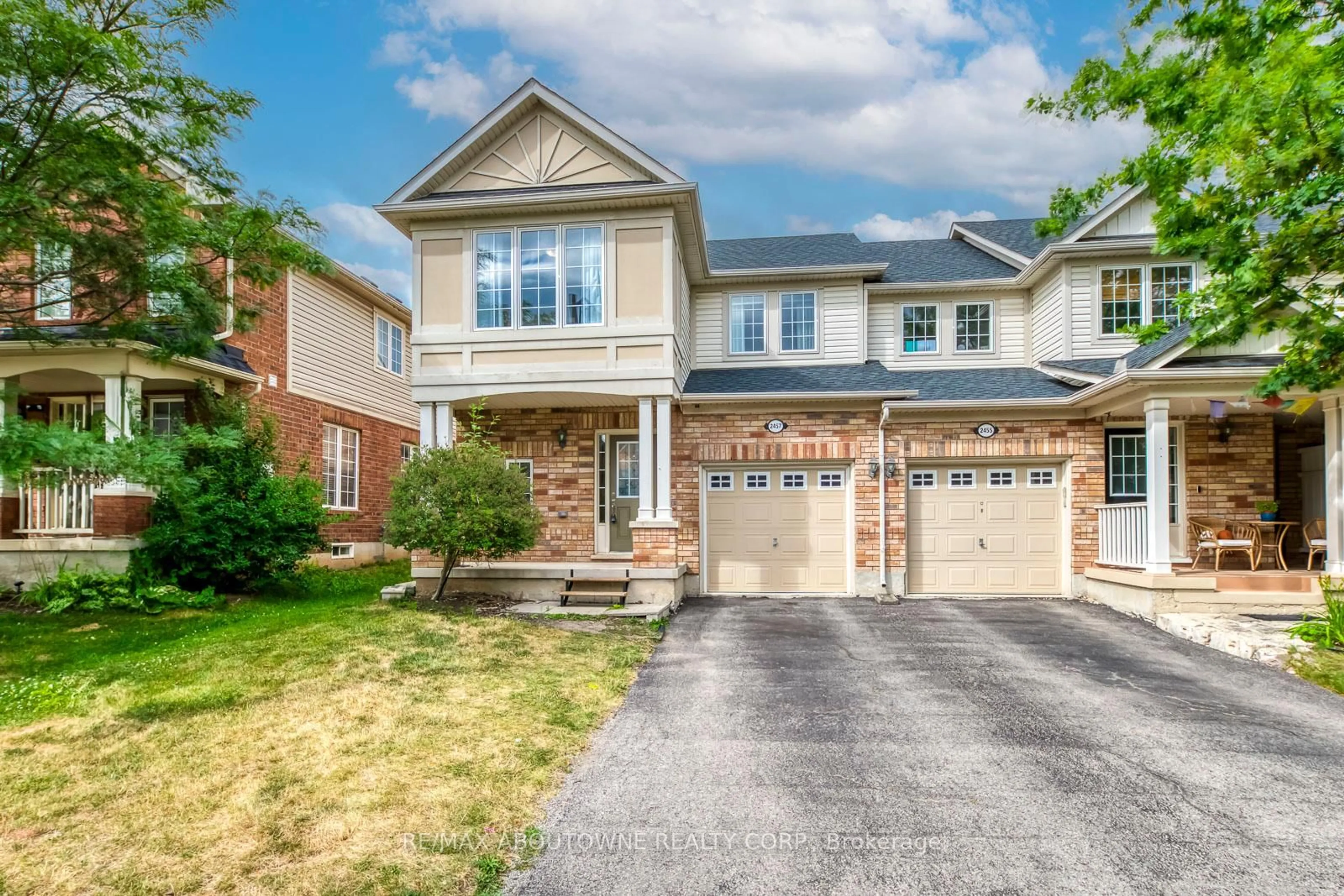 Home with brick exterior material, street for 2457 Springforest Dr, Oakville Ontario L6M 0A1
