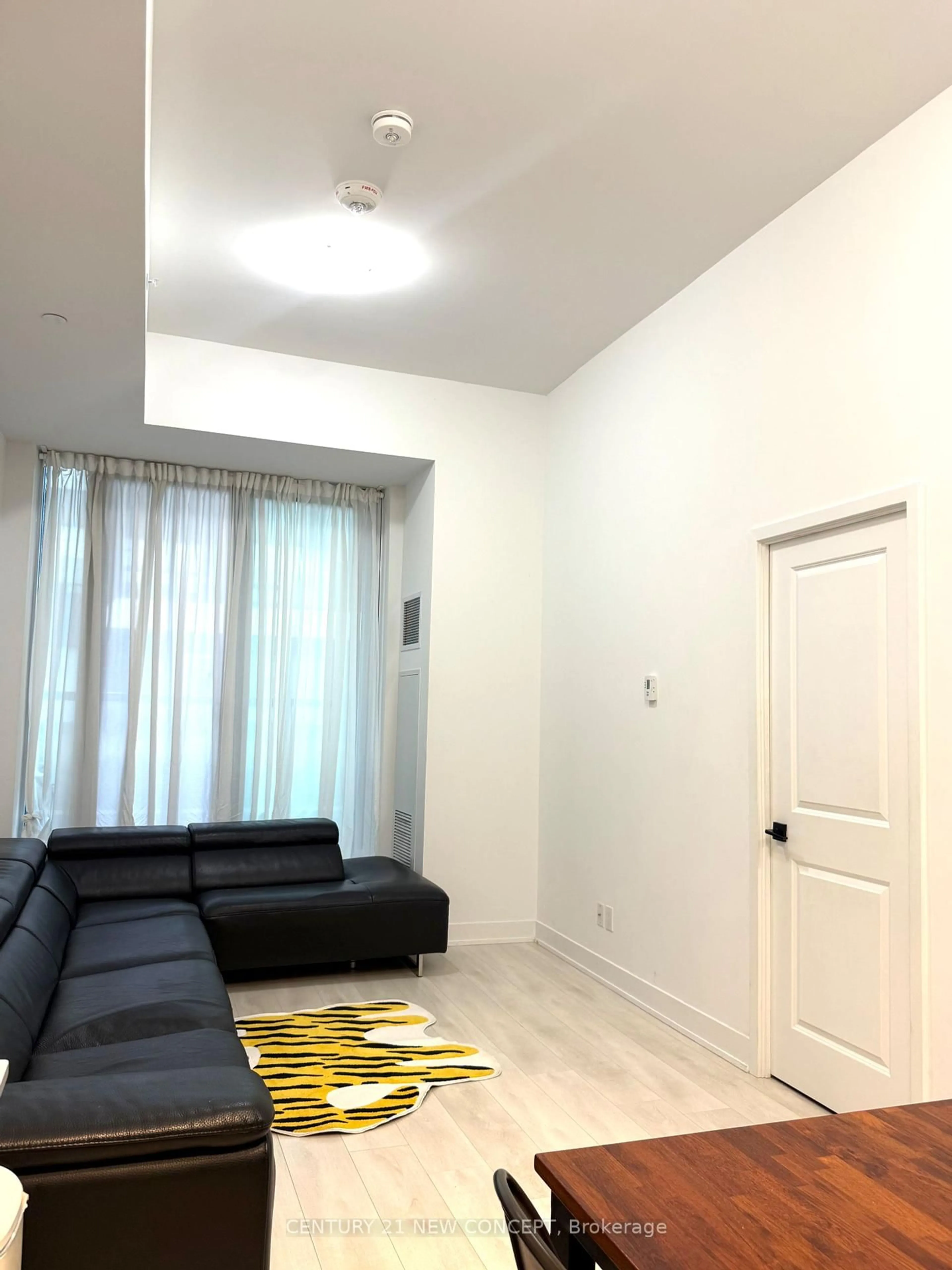 A pic of a room for 2481 Taunton Rd #360, Oakville Ontario L6H 3R7