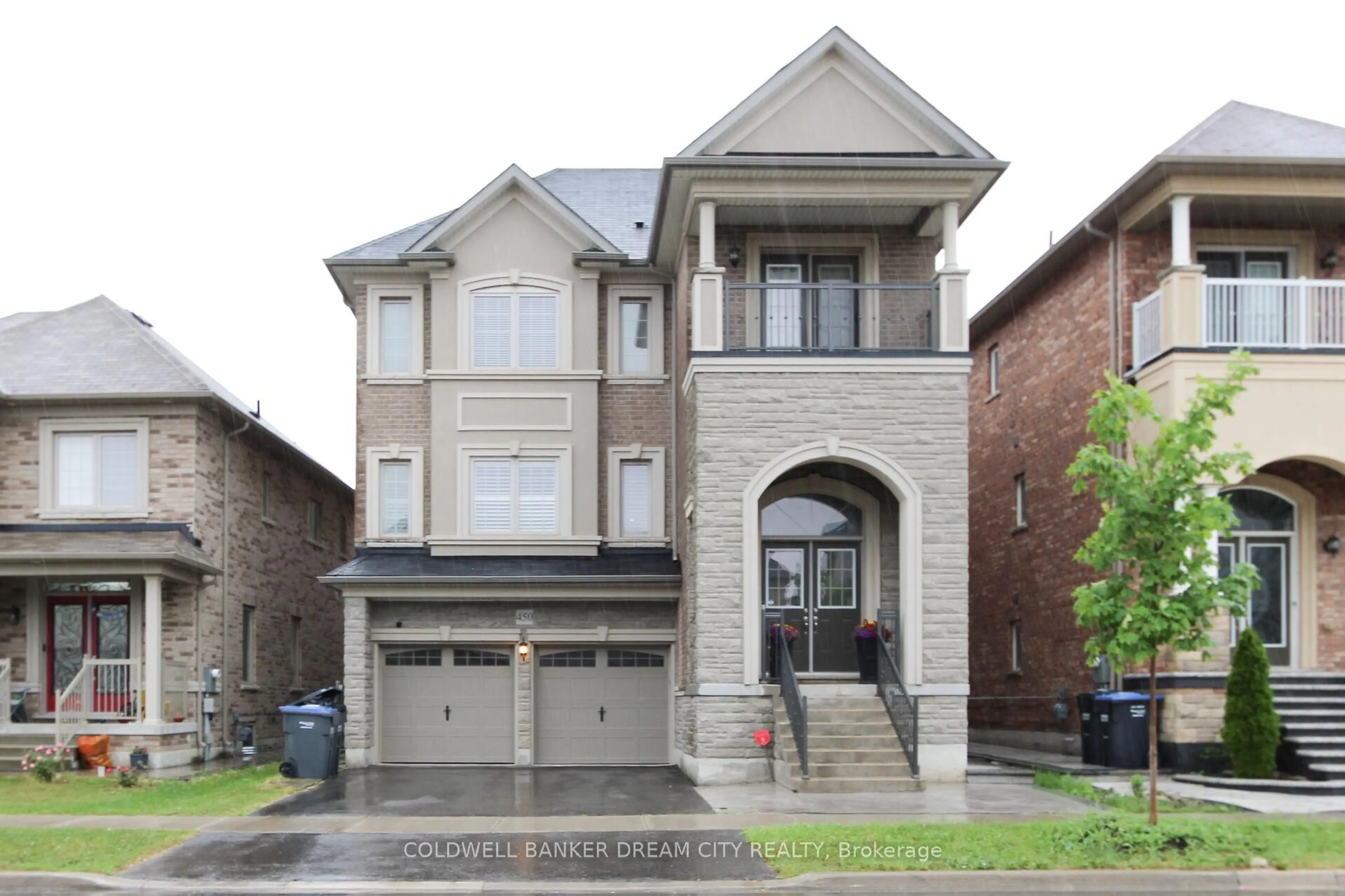 Home with brick exterior material, street for 450 Brisdale Dr, Brampton Ontario L7A 4J4