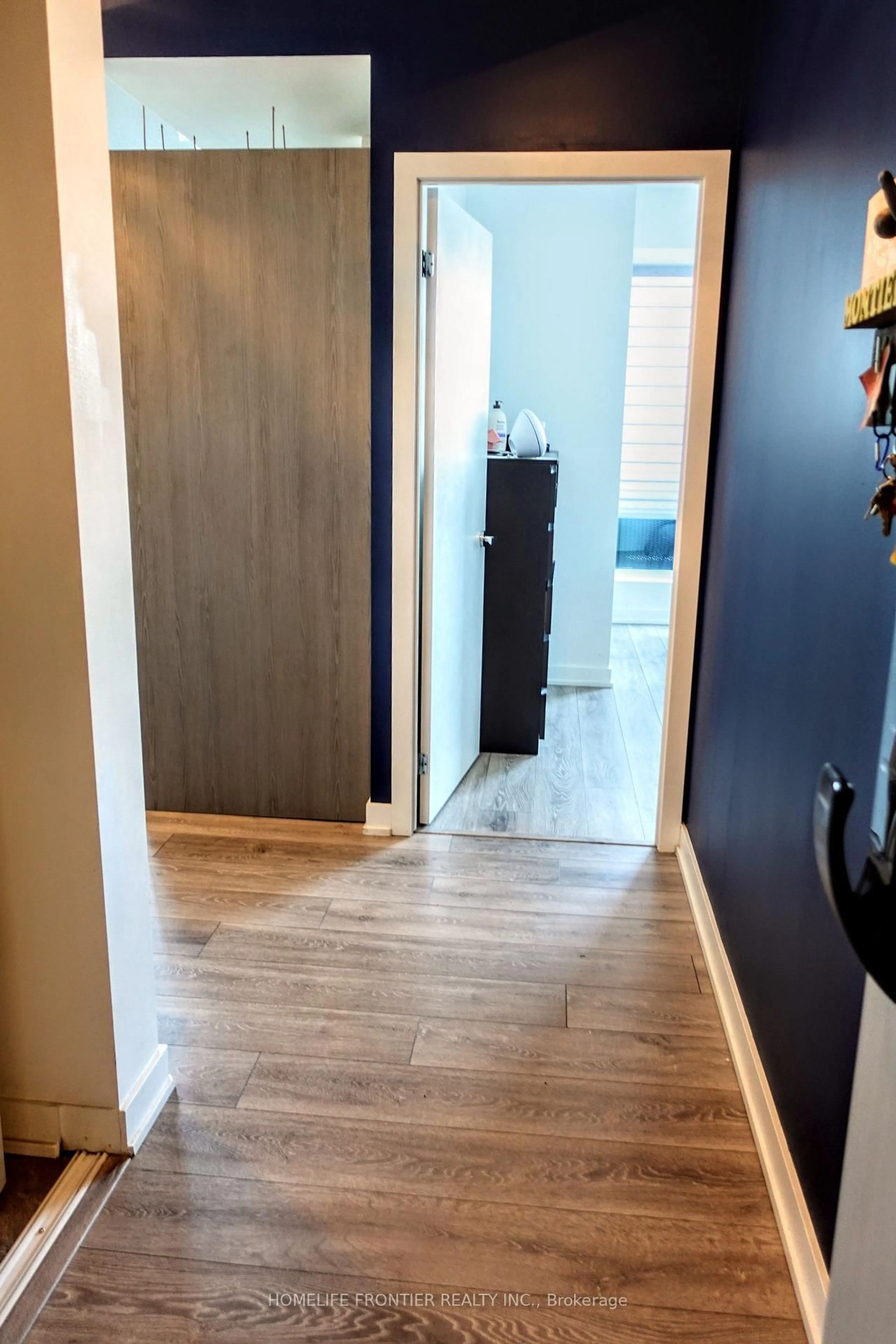 Indoor entryway for 3210 Dakota Common #A901, Burlington Ontario L7M 2A8