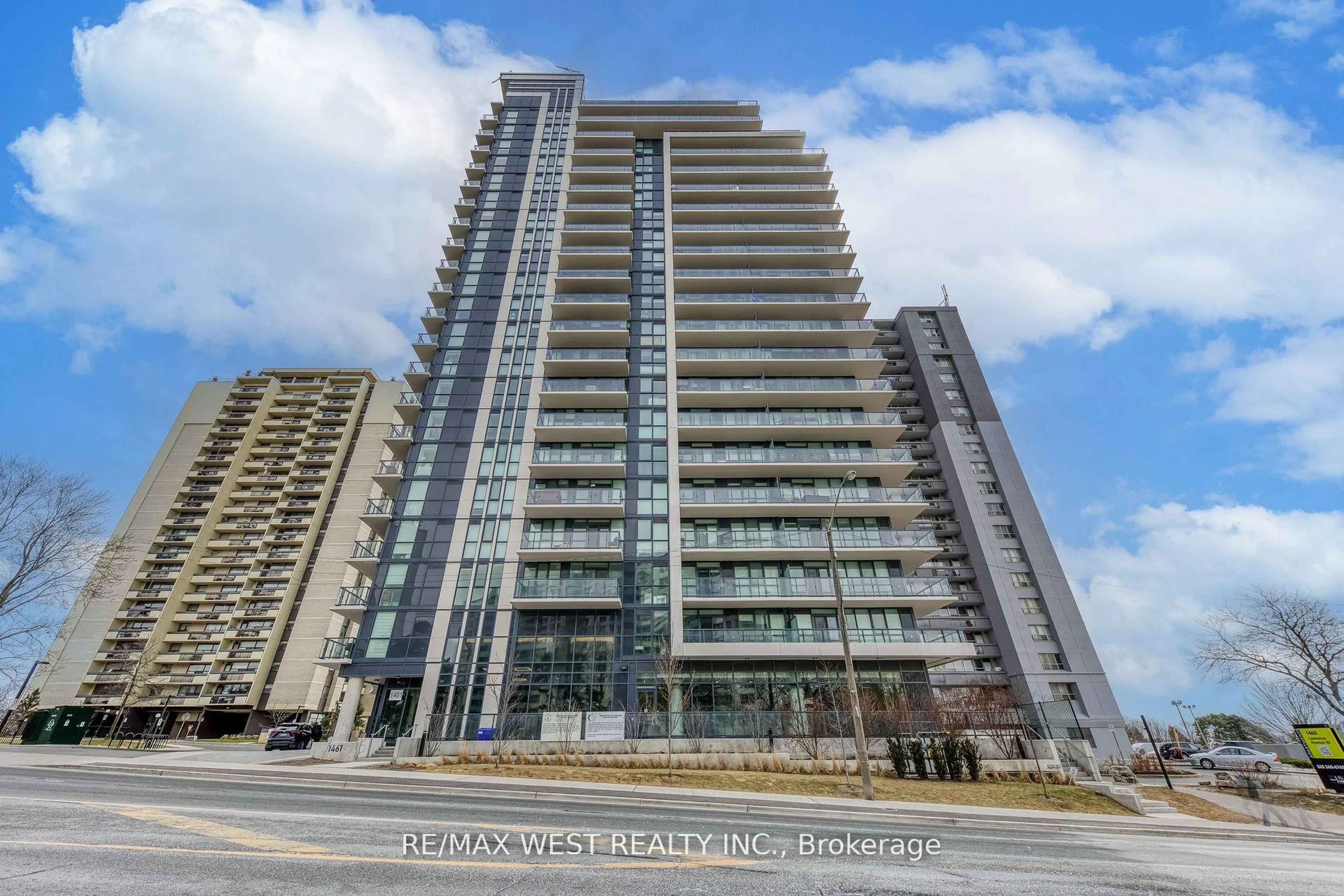 A pic from outside/outdoor area/front of a property/back of a property/a pic from drone, unknown for 1461 Lawrence Ave #1706, Toronto Ontario M6L 0A6