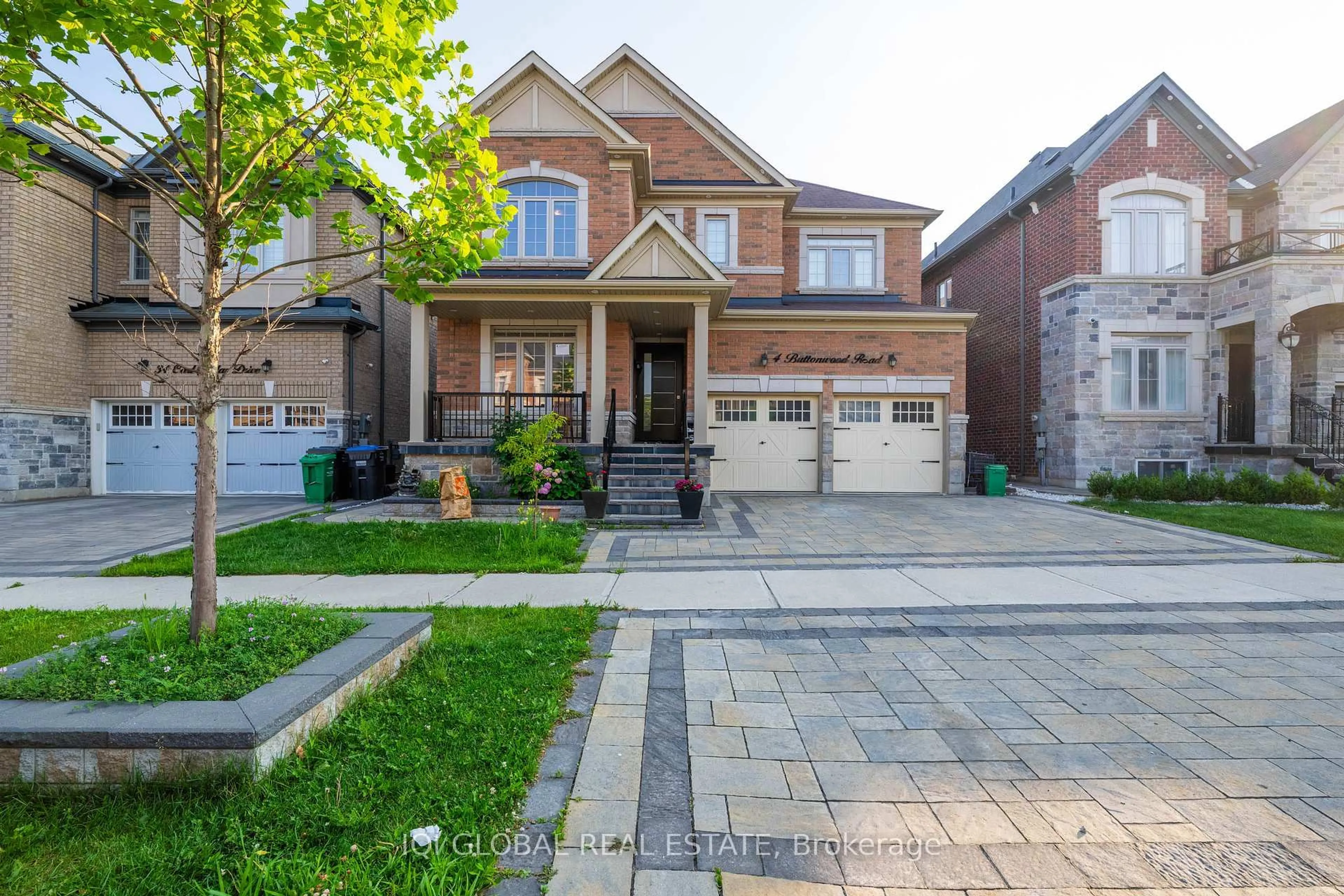 Home with brick exterior material, street for 4 Buttonwood Rd, Brampton Ontario L6P 4J9