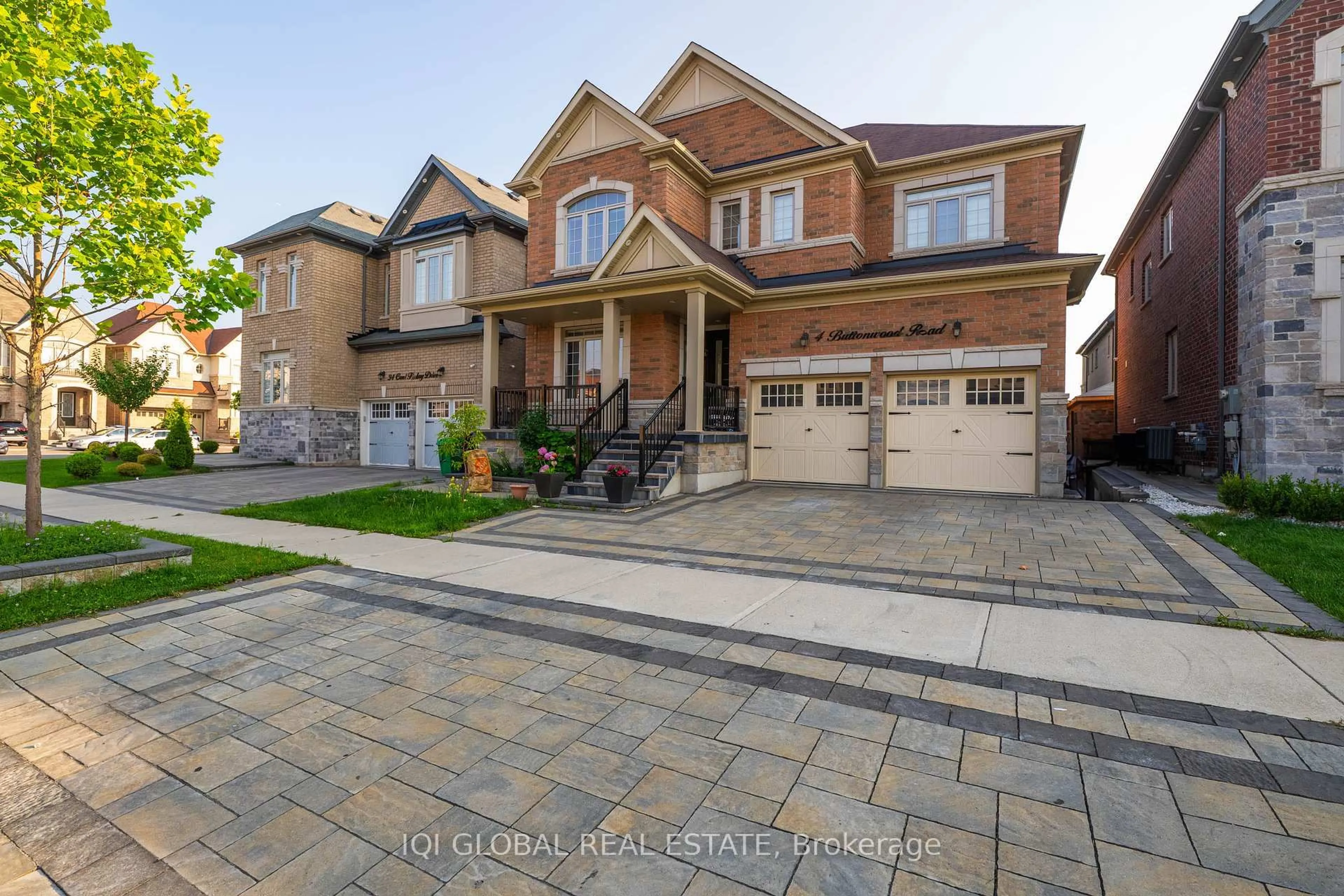 Home with brick exterior material, street for 4 Buttonwood Rd, Brampton Ontario L6P 4J9