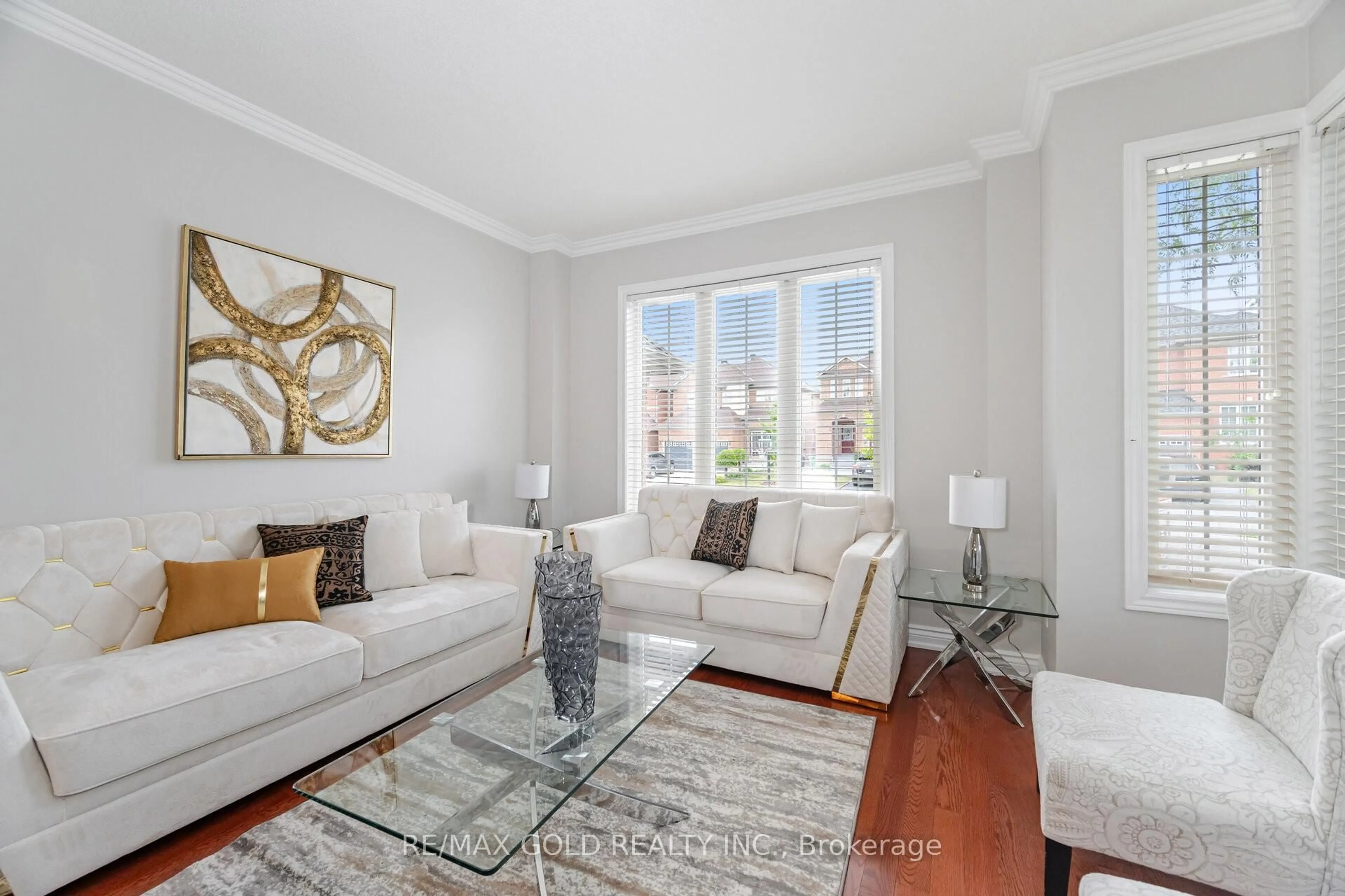 Living room with furniture, unknown for 14 Martineau Rd, Brampton Ontario L6P 1H2